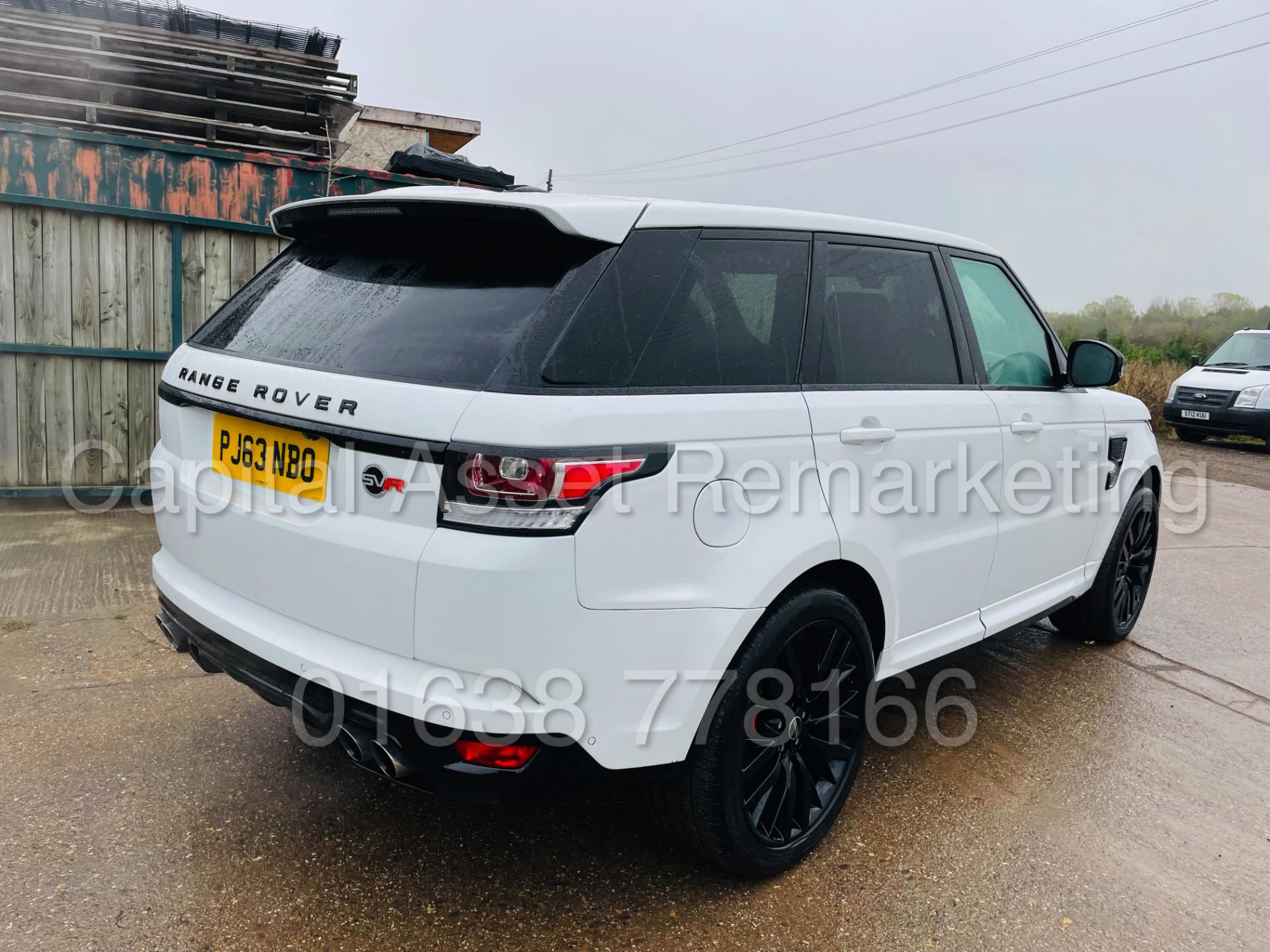 (On Sale) RANGE ROVER SPORT *HSE DYNAMIC - SVR STYLING* (2014) '3.0 SDV6 - 8 SPEED AUTO' (NO VAT) - Image 12 of 56