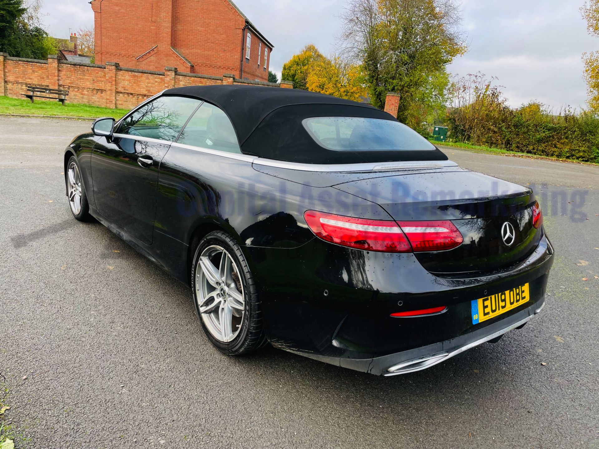 MERCEDES-BENZ E220d *AMG LINE - CABRIOLET* (2019 - EURO 6) '9G TRONIC AUTO - SAT NAV' *FULLY LOADED* - Image 20 of 66