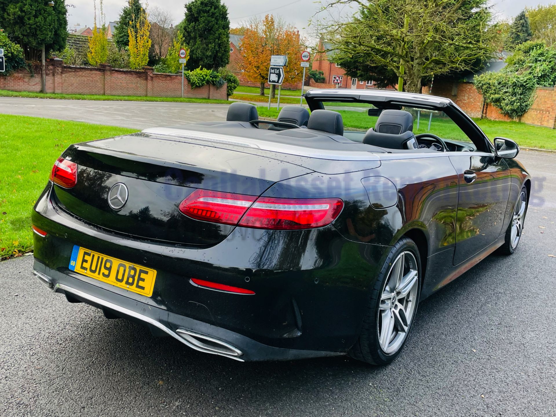 MERCEDES-BENZ E220d *AMG LINE - CABRIOLET* (2019 - EURO 6) '9G TRONIC AUTO - SAT NAV' *FULLY LOADED* - Image 23 of 66