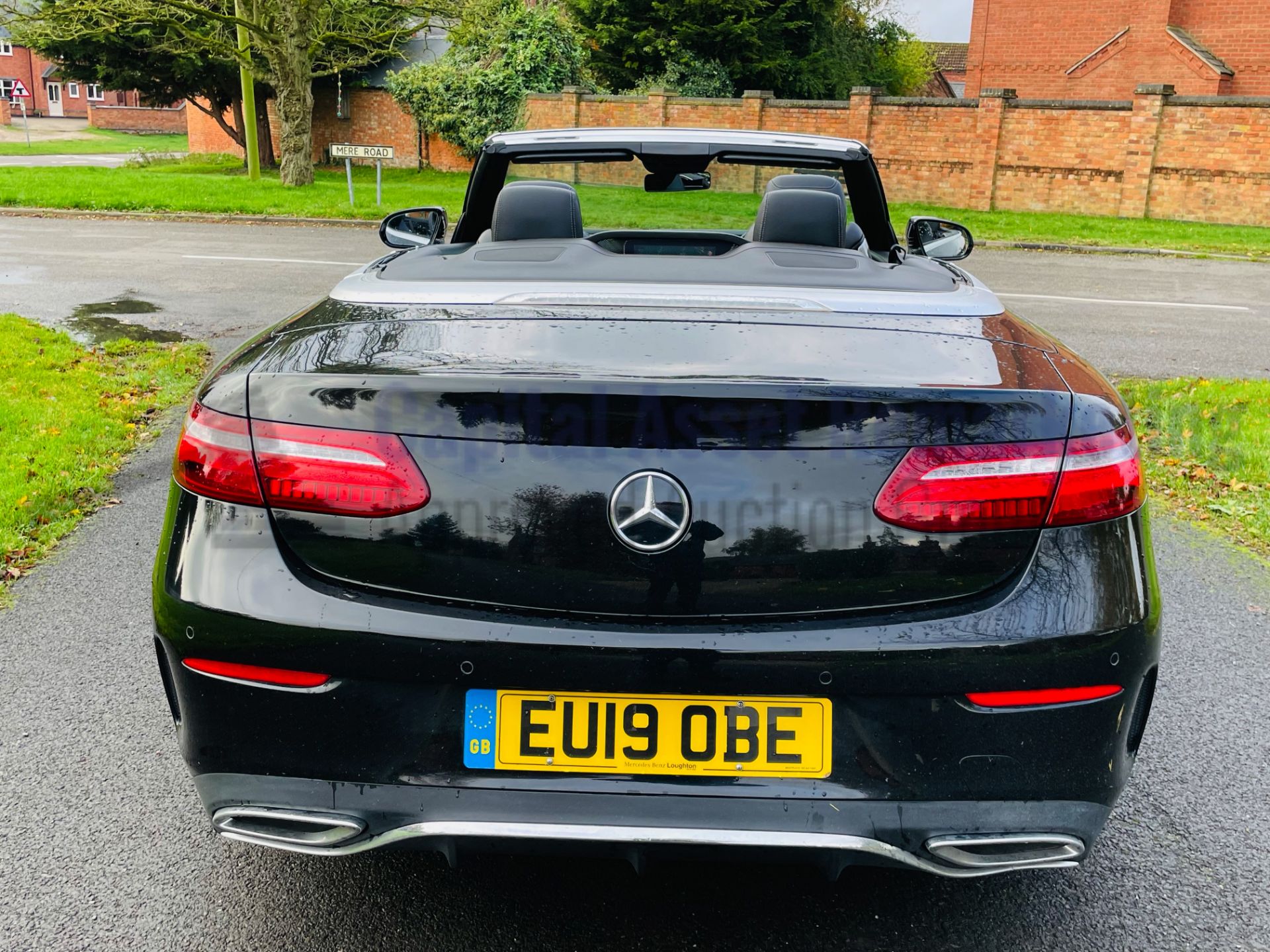 MERCEDES-BENZ E220d *AMG LINE - CABRIOLET* (2019 - EURO 6) '9G TRONIC AUTO - SAT NAV' *FULLY LOADED* - Image 21 of 66