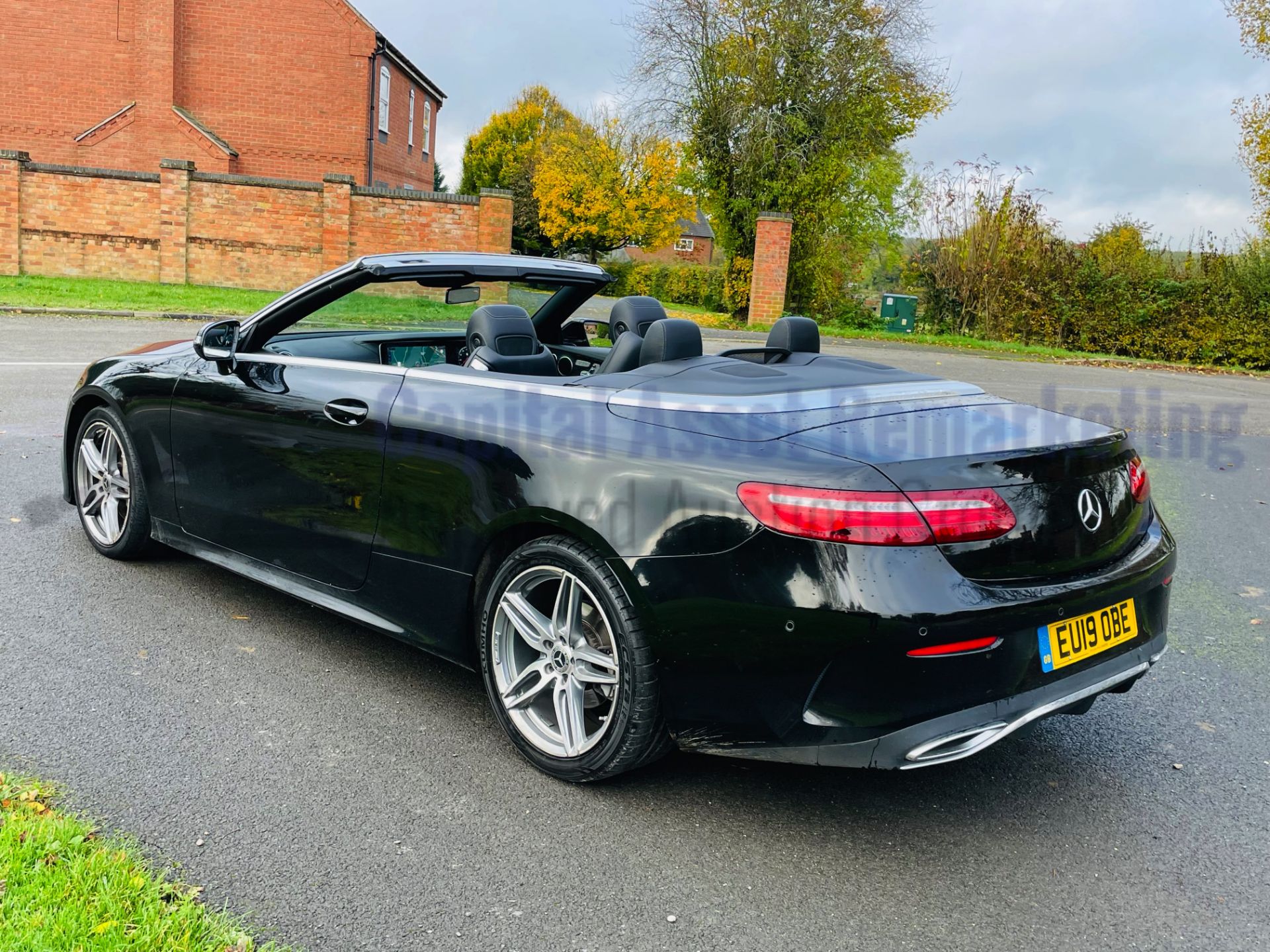 MERCEDES-BENZ E220d *AMG LINE - CABRIOLET* (2019 - EURO 6) '9G TRONIC AUTO - SAT NAV' *FULLY LOADED* - Image 17 of 66