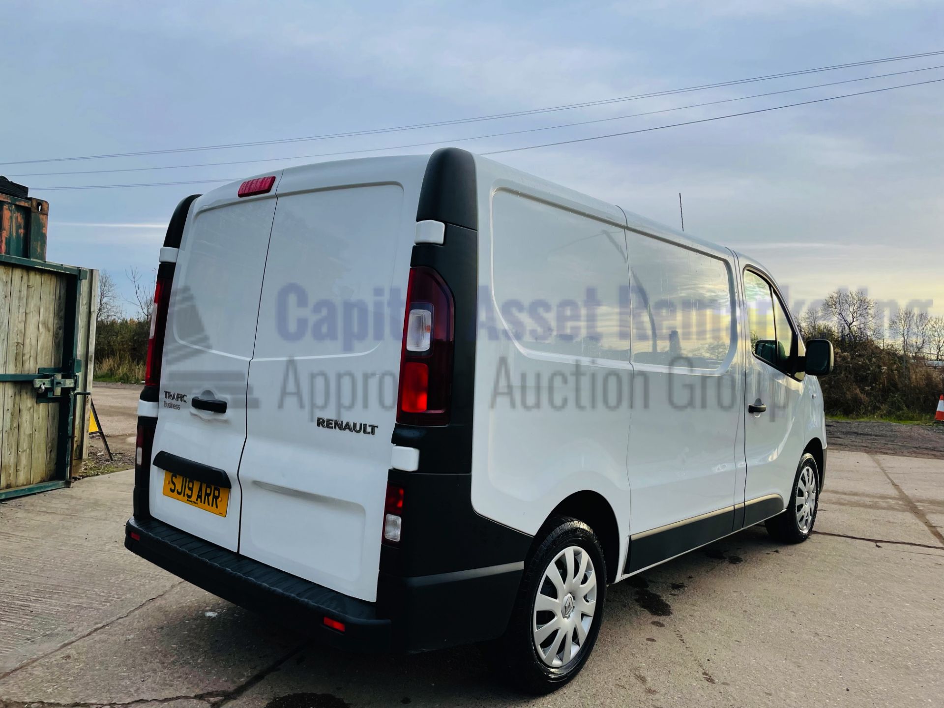 RENAULT TRAFIC SL27 *BUSINESS EDITION* SWB - PANE VAN (2019 - EURO 6) '1.6 DCI - 6 SPEED' *U-LEZ* - Image 12 of 41