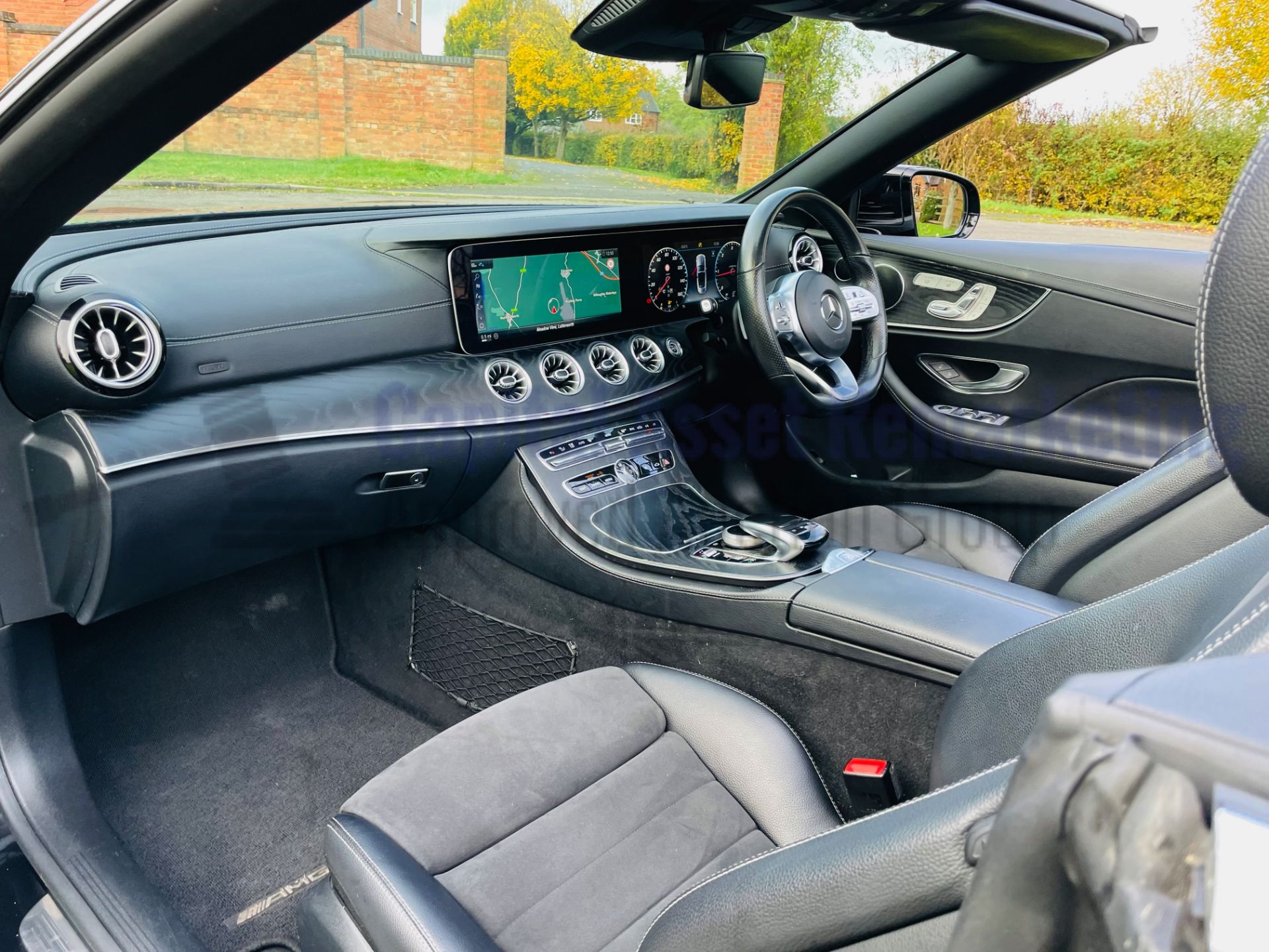 MERCEDES-BENZ E220d *AMG LINE - CABRIOLET* (2019 - EURO 6) '9G TRONIC AUTO - SAT NAV' *FULLY LOADED* - Image 38 of 66