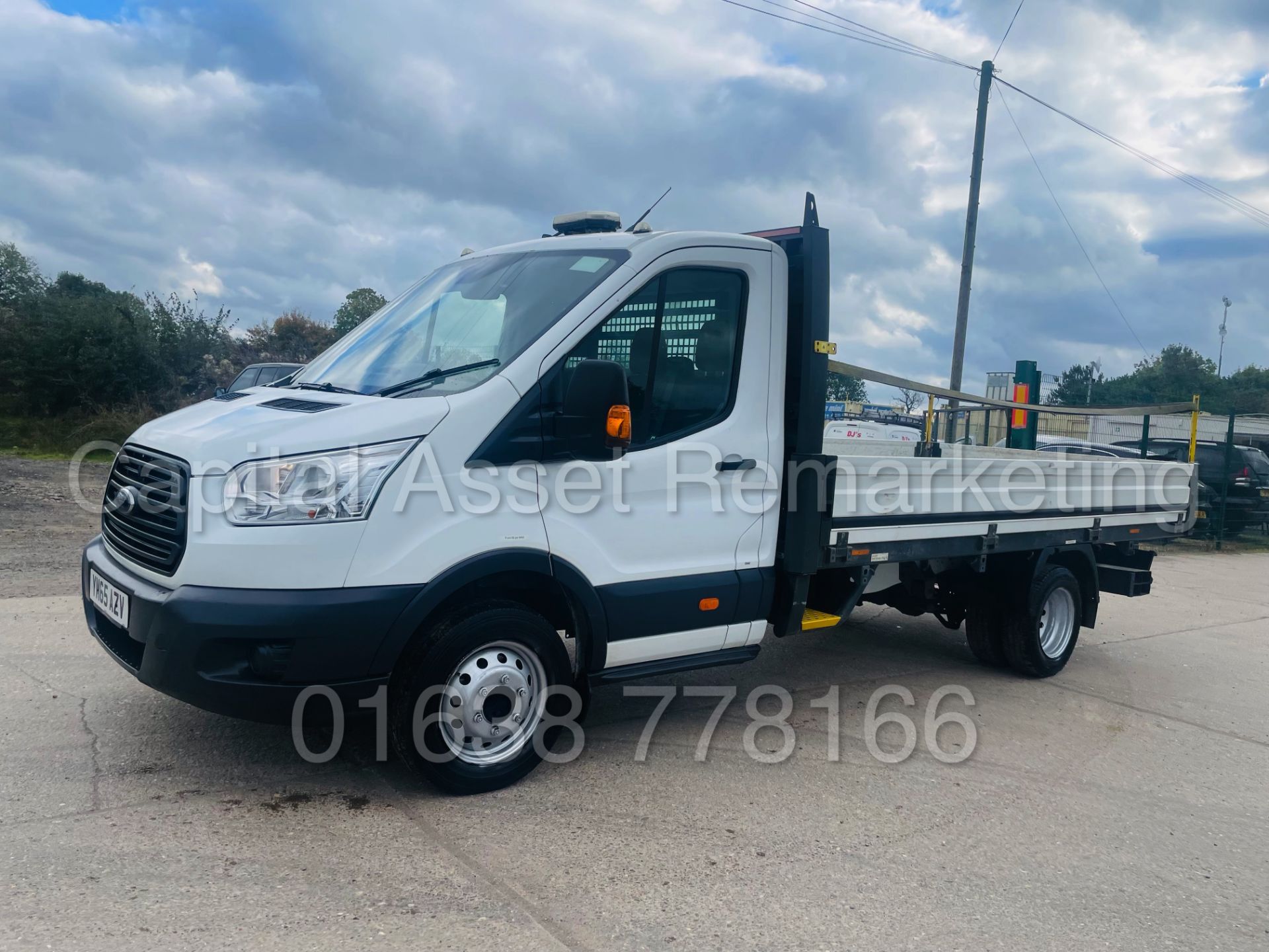 (On Sale) FORD TRANSIT 100 T350 *LWB - DROPSIDE TRUCK* (2016 - NEW MODEL) '2.2 TDCI - 6 SPEED' - Image 7 of 37