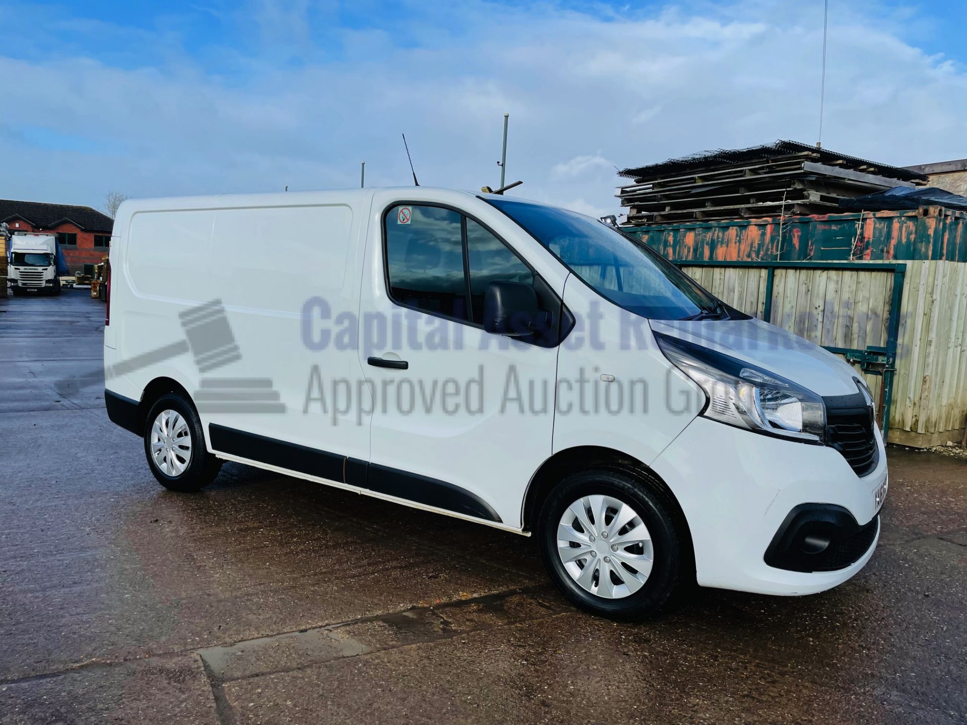 (ON SALE) RENAULT TRAFIC SL27 *BUSINESS PLUS* SWB - PANEL VAN (2016) '1.6 DCI - 6 SPEED'*AIR CON*