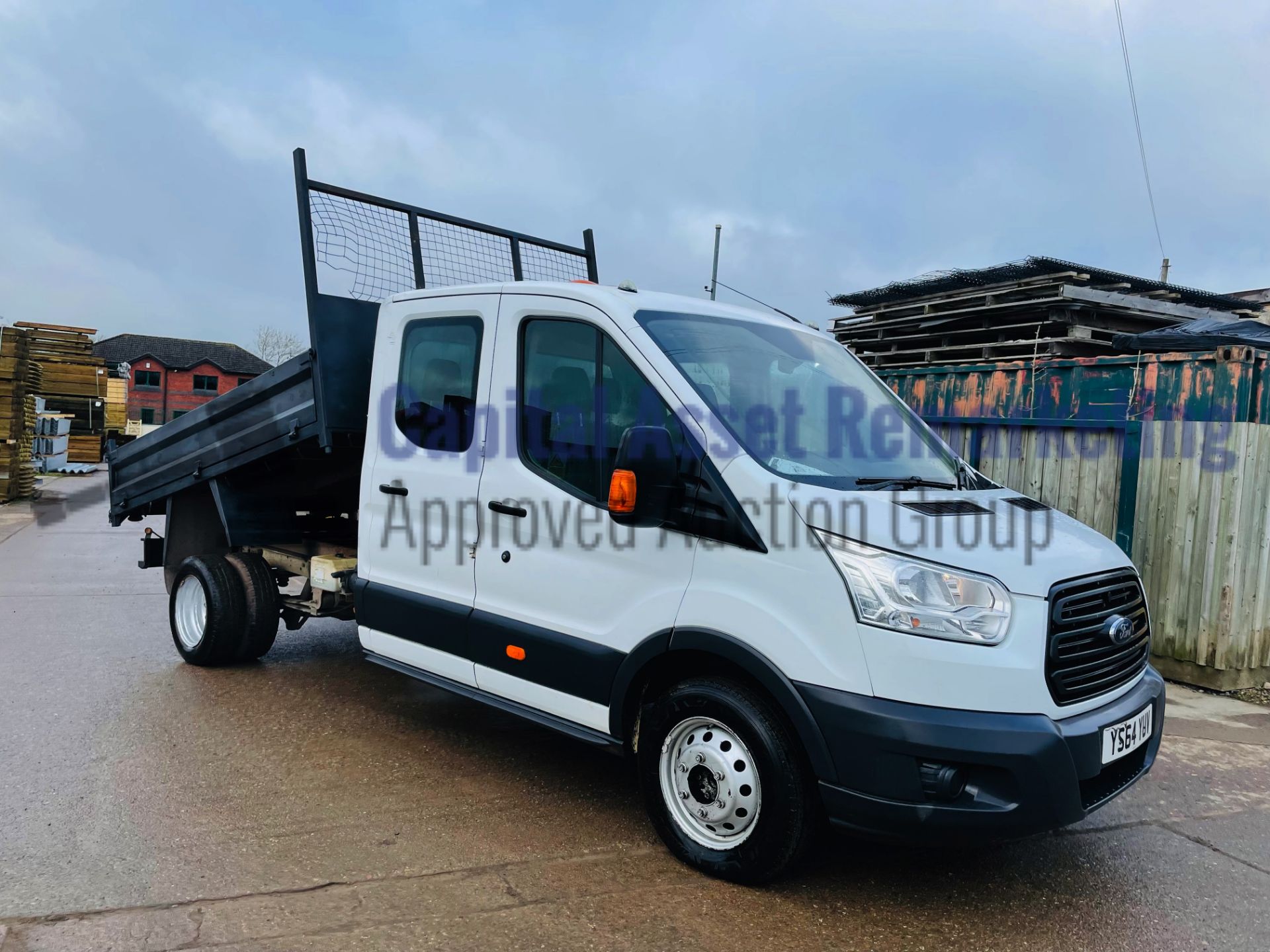 FORD TRANSIT *7 SEATER - DOUBLE CAB TIPPER* (2015) '2.2 TDCI - 125 BHP - 6 SPEED' (3500 KG) - Image 2 of 48