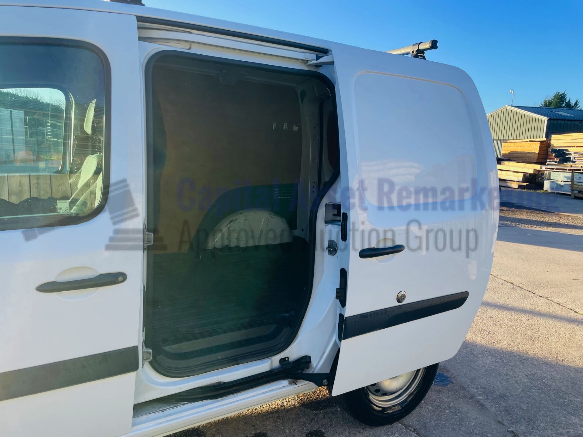 (On Sale) MERCEDES CITAN 109 CDI *LWB - PANEL VAN* (2018 - EURO 6) 'STOP / START' *SECURITY LOCKS* - Image 23 of 39