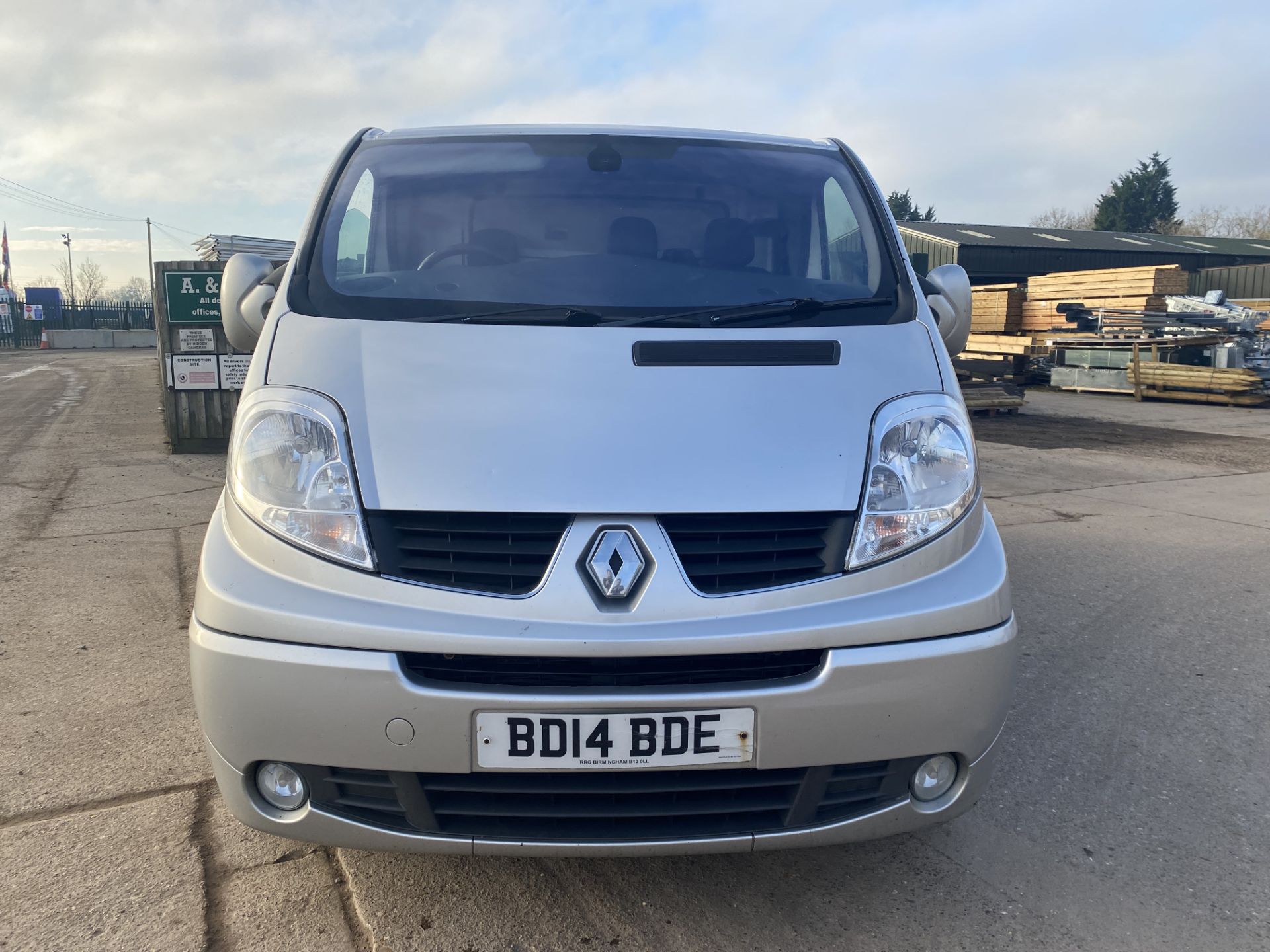 RENAULT TRAFIC SL27 "DCI (115) "SPORT VAN" 2.0 DCI -1 OWNER - FSH - SAT NAV - AIR CON - 14 REG -LOOK - Image 3 of 20