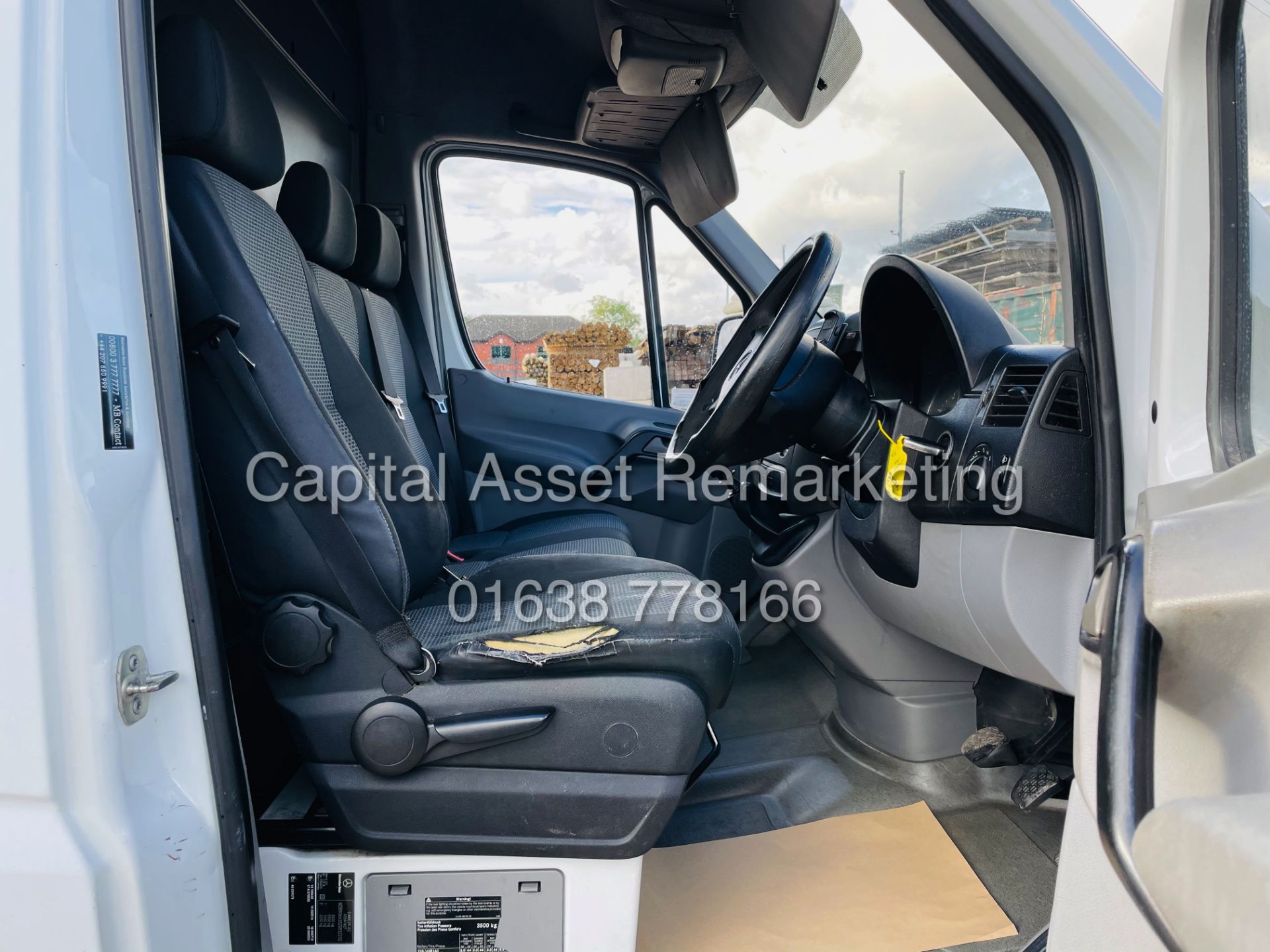 MERCEDES SPRINTER 313CDI "MWB" HIGH ROOF (2012 MODEL) 130BHP - CRUISE - ELEC PACK - NO VAT!!! - Image 13 of 17