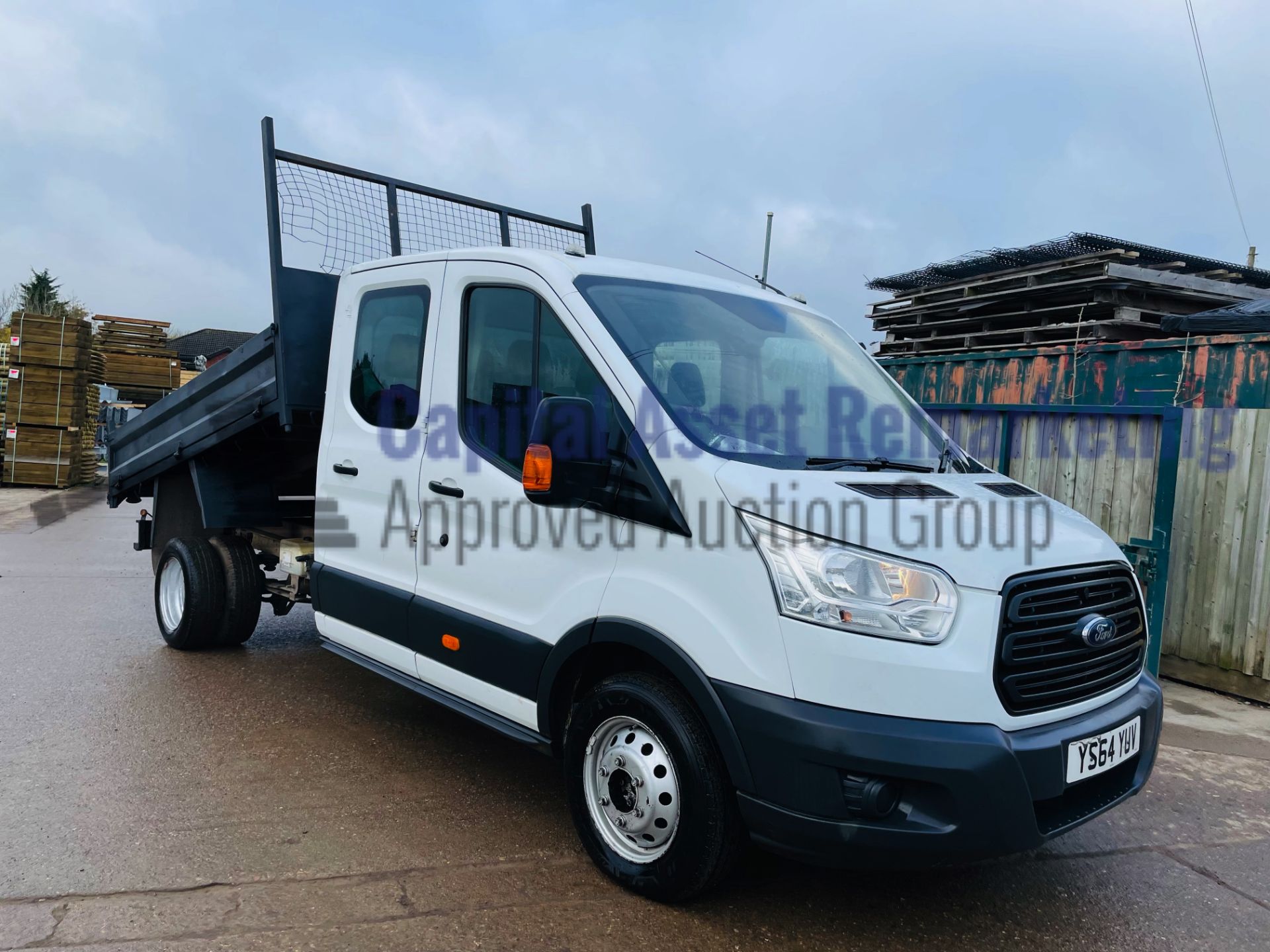 FORD TRANSIT *7 SEATER - DOUBLE CAB TIPPER* (2015) '2.2 TDCI - 125 BHP - 6 SPEED' (3500 KG) - Image 3 of 48
