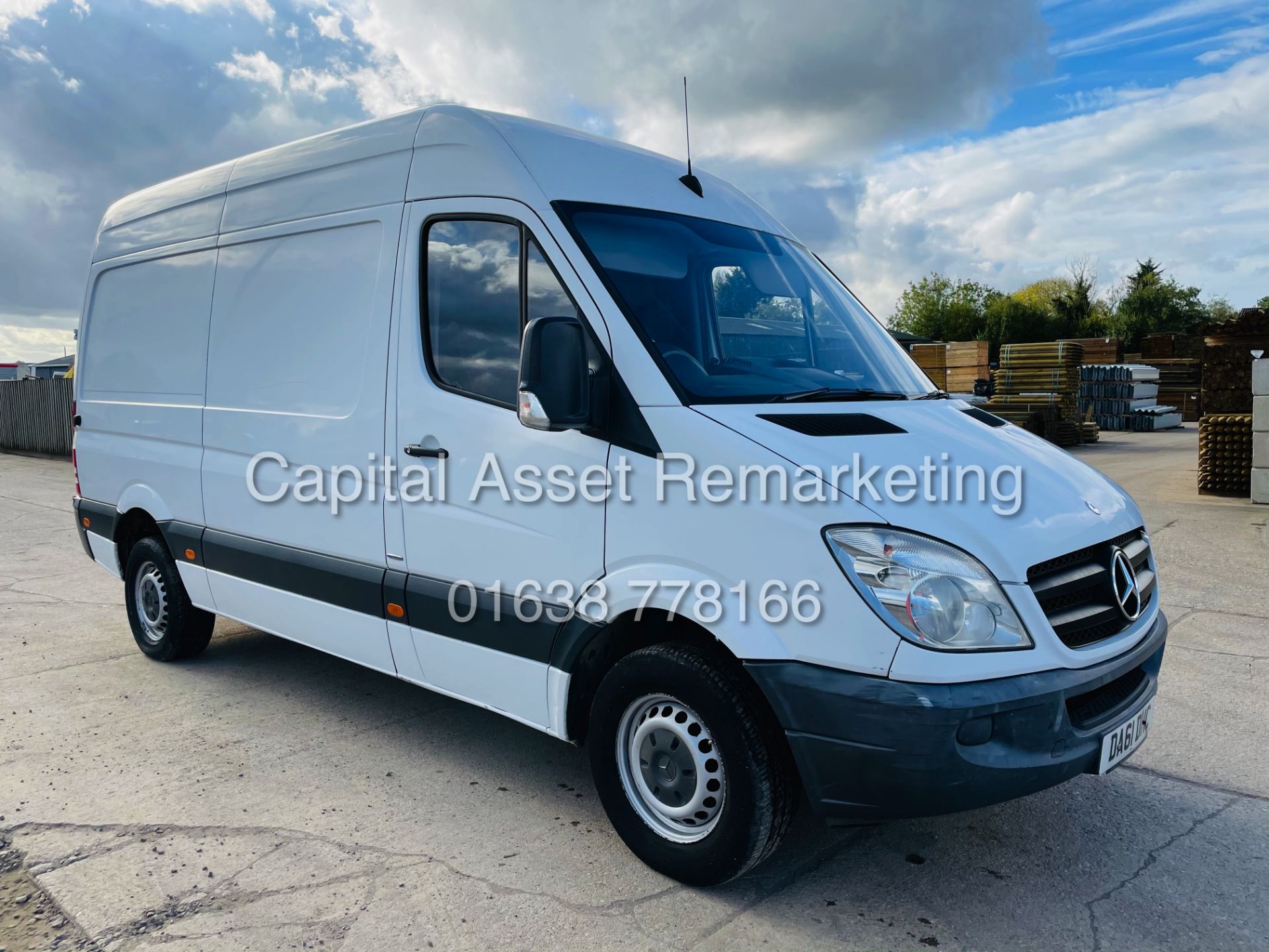 MERCEDES SPRINTER 313CDI "MWB" HIGH ROOF (2012 MODEL) 130BHP - CRUISE - ELEC PACK - NO VAT!!! - Image 5 of 17