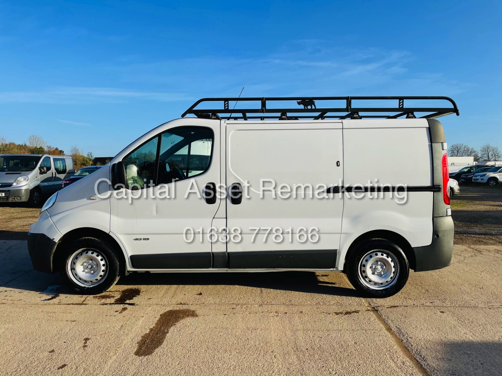 (ON SALE) RENAULT TRAFIC 2.0DCI (2011 MODEL) AIR CON - SAT NAV - ELEC PACK - RINO ROOF RACK (NO VAT) - Image 8 of 16