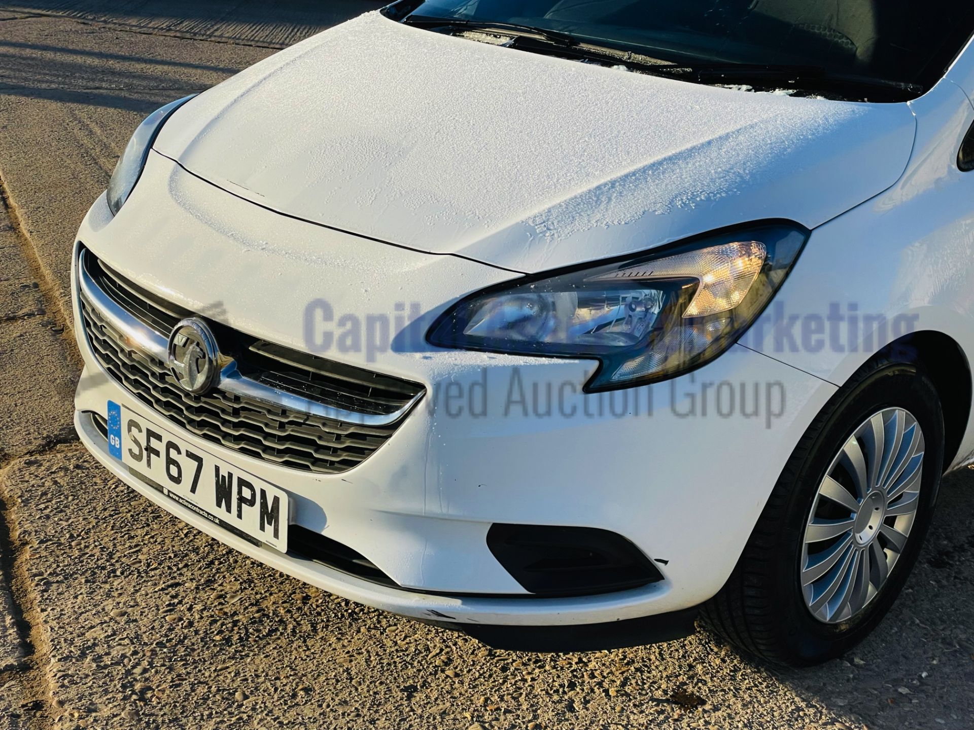 VAUXHALL CORSA *LCV - PANEL VAN* (2018 - EURO 6) 'CDTI - STOP/START' *AIR CON* (1 OWNER) - Image 16 of 38