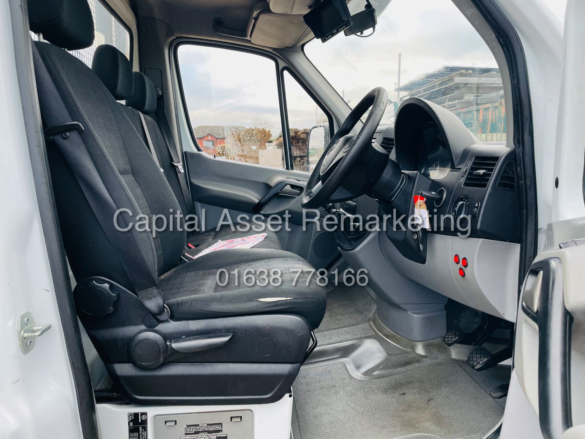 ON SALE MERCEDES SPRINTER 314CDI "BLUETEC" LWB DROPSIDE (2018 MODEL) SERVICE HISTORY *EURO 6 / - Image 12 of 20