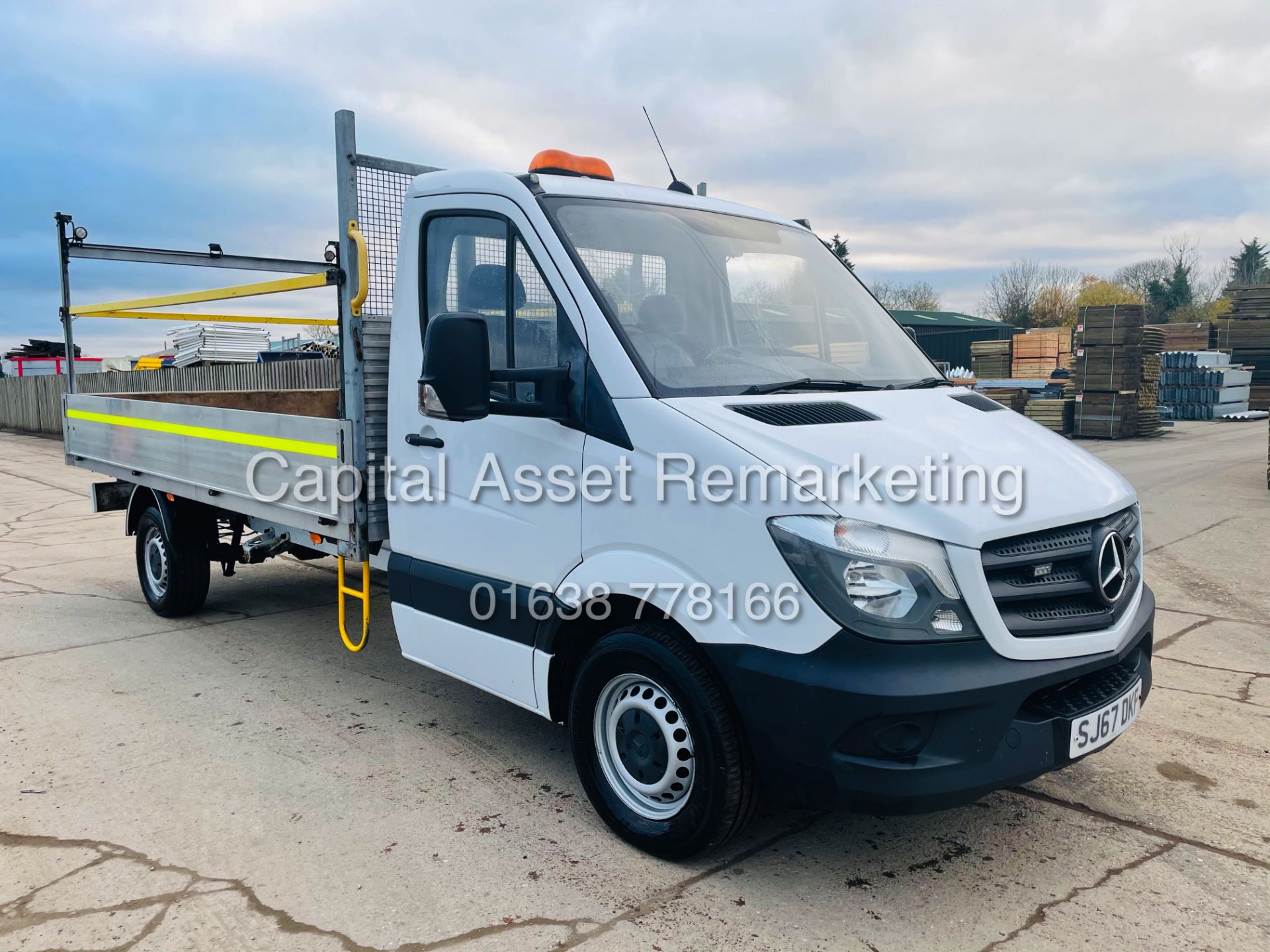 ON SALE MERCEDES SPRINTER 314CDI "BLUETEC" LWB DROPSIDE (2018 MODEL) SERVICE HISTORY *EURO 6 / - Image 3 of 20