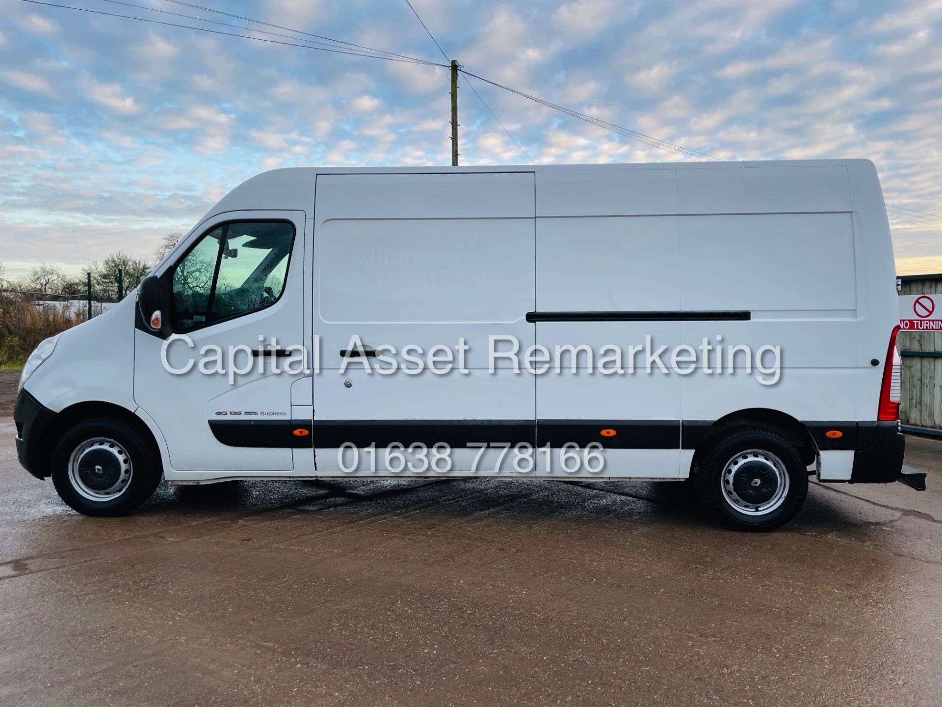 ON SALE RENAULT MASTER 2.3DCI "BUSINESS ENERGY" LM35 LWB (2017 REG) 1 OWNER *EURO 6* AC - ELEC PACK - Image 8 of 18