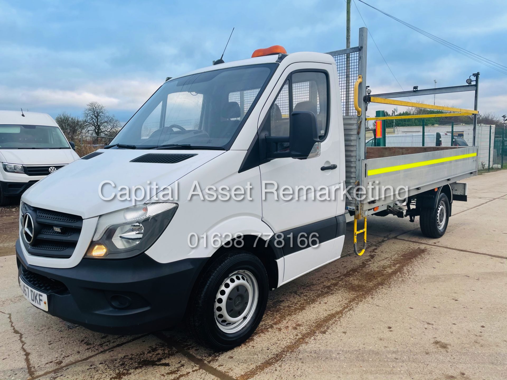 ON SALE MERCEDES SPRINTER 314CDI "BLUETEC" LWB DROPSIDE (2018 MODEL) SERVICE HISTORY *EURO 6 / - Image 4 of 20