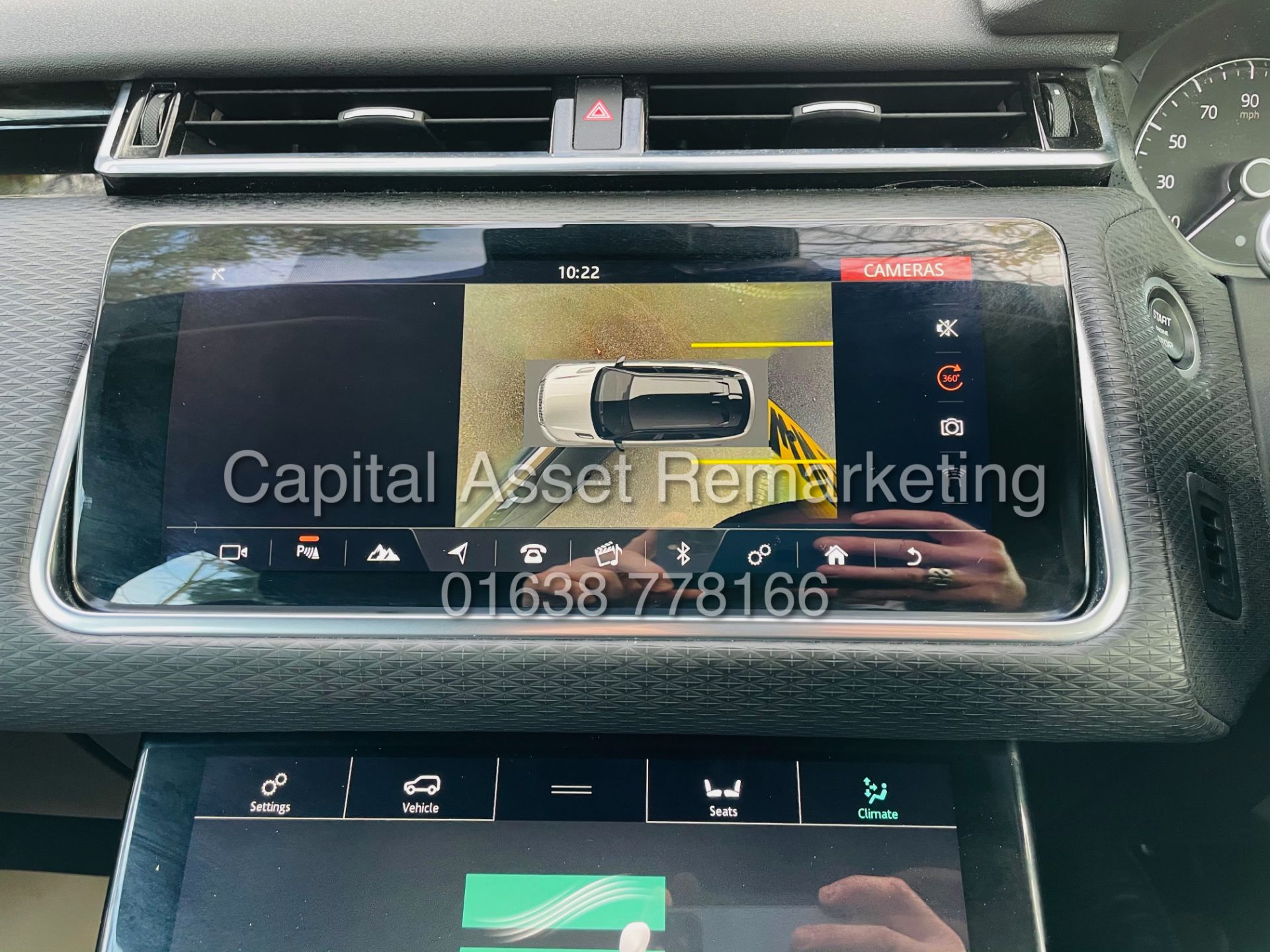 RANGE ROVER VELAR *R-DYANMIC S* SUV (2019 - EURO 6) '8 SPEED AUTO- SAT NAV' *FULLY LOADED* (1 OWNER) - Image 22 of 37