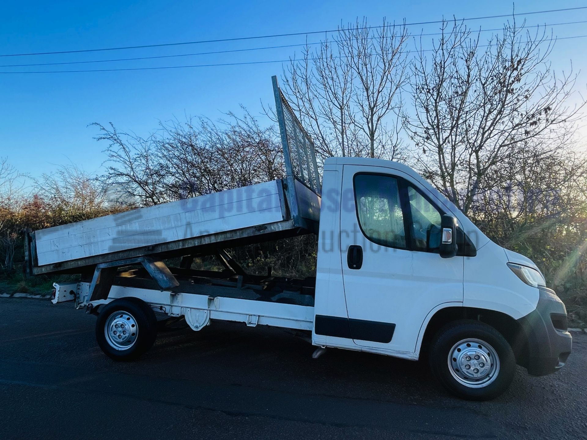 (On Sale) PEUGEOT BOXER 335 *TIPPER TRUCK* (2016) '2.2 HDI - 130 BHP - 6 SPEED' (1 OWNER) *3500 KG*