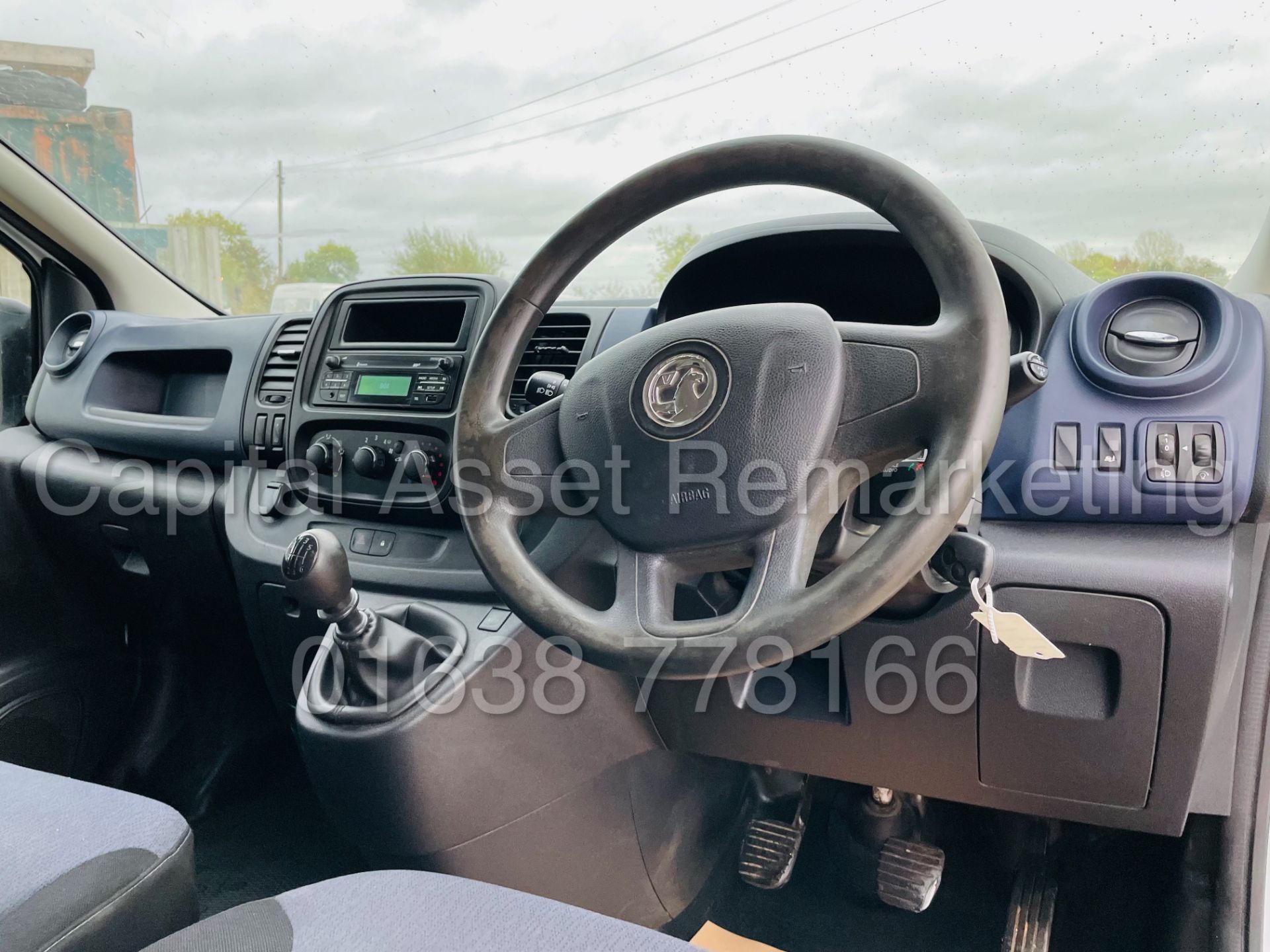 VAUXHALL VIVARO 2900 *LWB - PANEL VAN* (2015 - NEW MODEL) '1.6 CDTI - 115 BHP - 6 SPEED' - Image 30 of 39