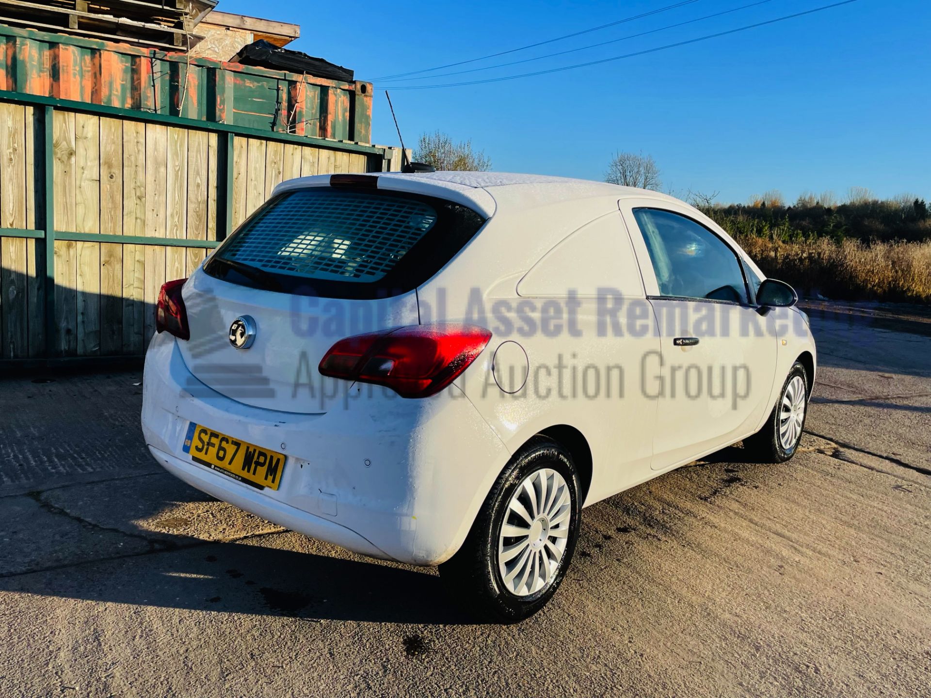 VAUXHALL CORSA *LCV - PANEL VAN* (2018 - EURO 6) 'CDTI - STOP/START' *AIR CON* (1 OWNER) - Image 8 of 38