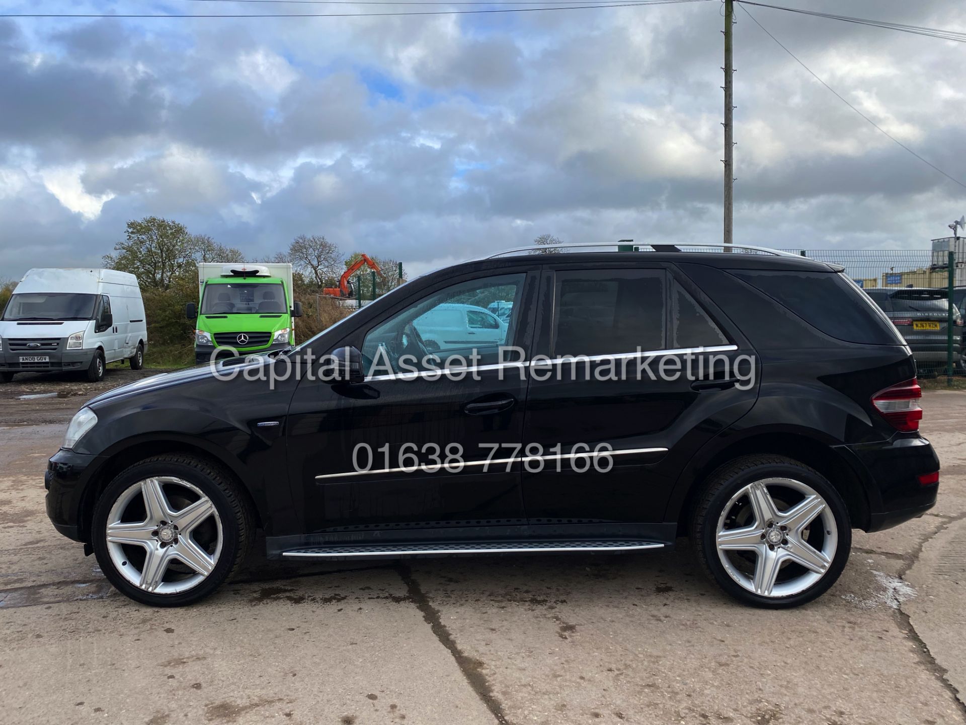 (On Sale) MERCEDES ML350CDI "AMG SPORT" AUTO (61 REG) MASSIVE SPEC - SAT NAV - RED LEATHER (NO VAT) - Image 8 of 26