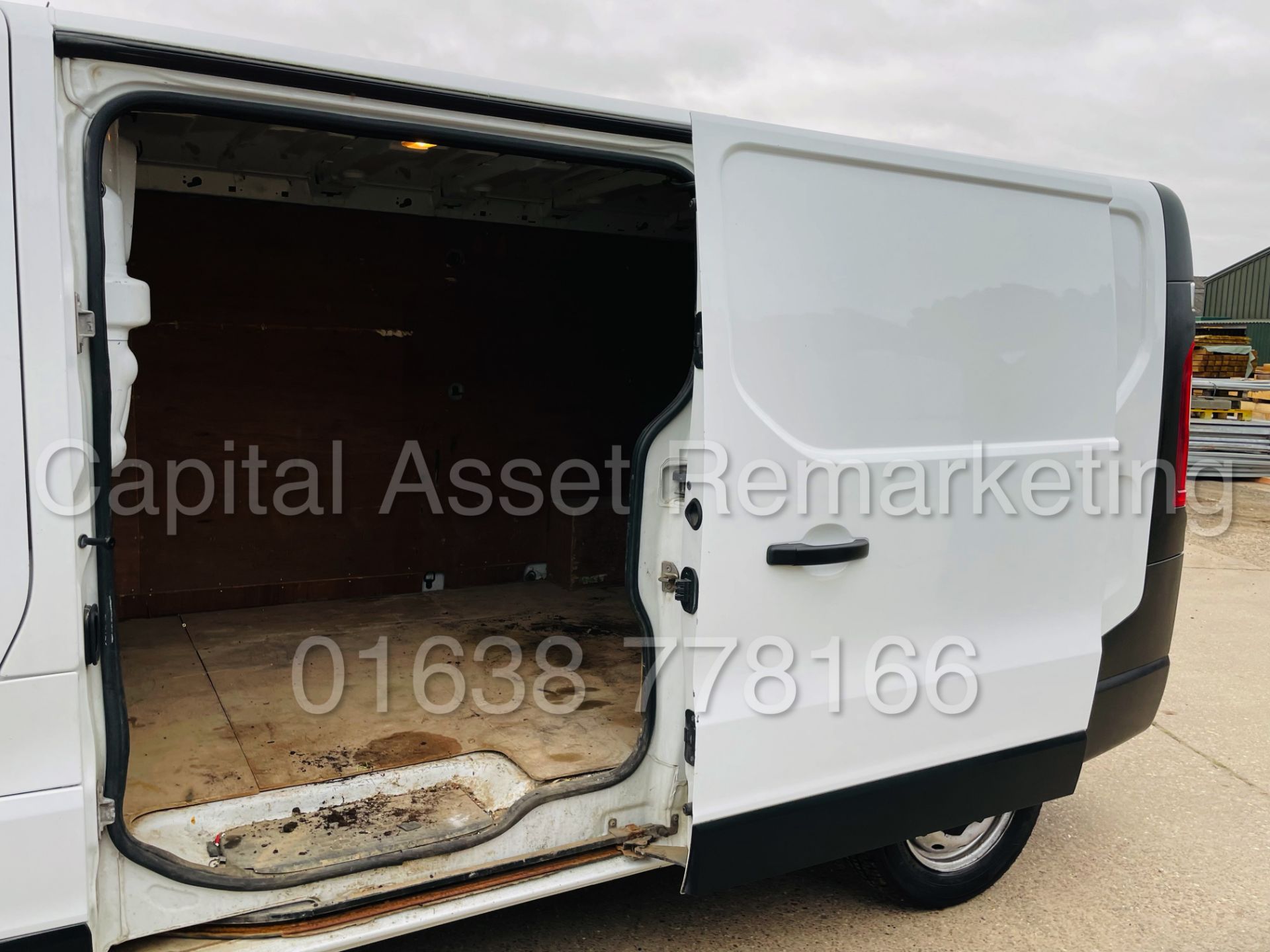 VAUXHALL VIVARO 2900 *LWB - PANEL VAN* (2015 - NEW MODEL) '1.6 CDTI - 115 BHP - 6 SPEED' - Image 23 of 39