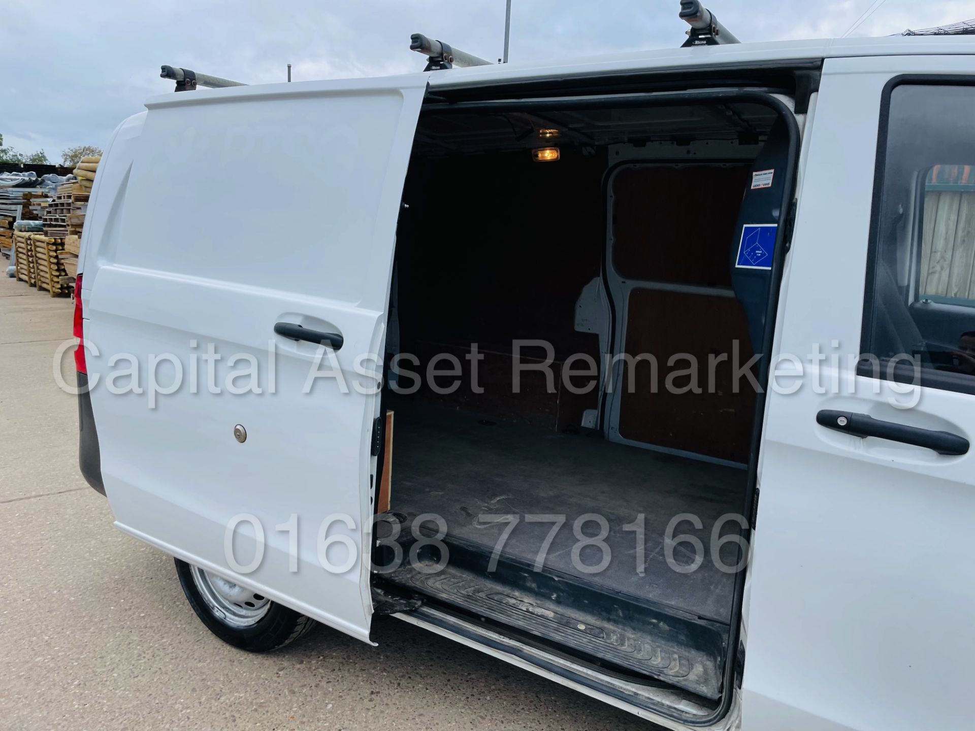 (On Sale) MERCEDES-BENZ VITO 111 CDI *SWB - PANEL VAN* (2019 - EURO 6) '6 SPEED - CRUISE' (1 OWNER) - Image 23 of 39