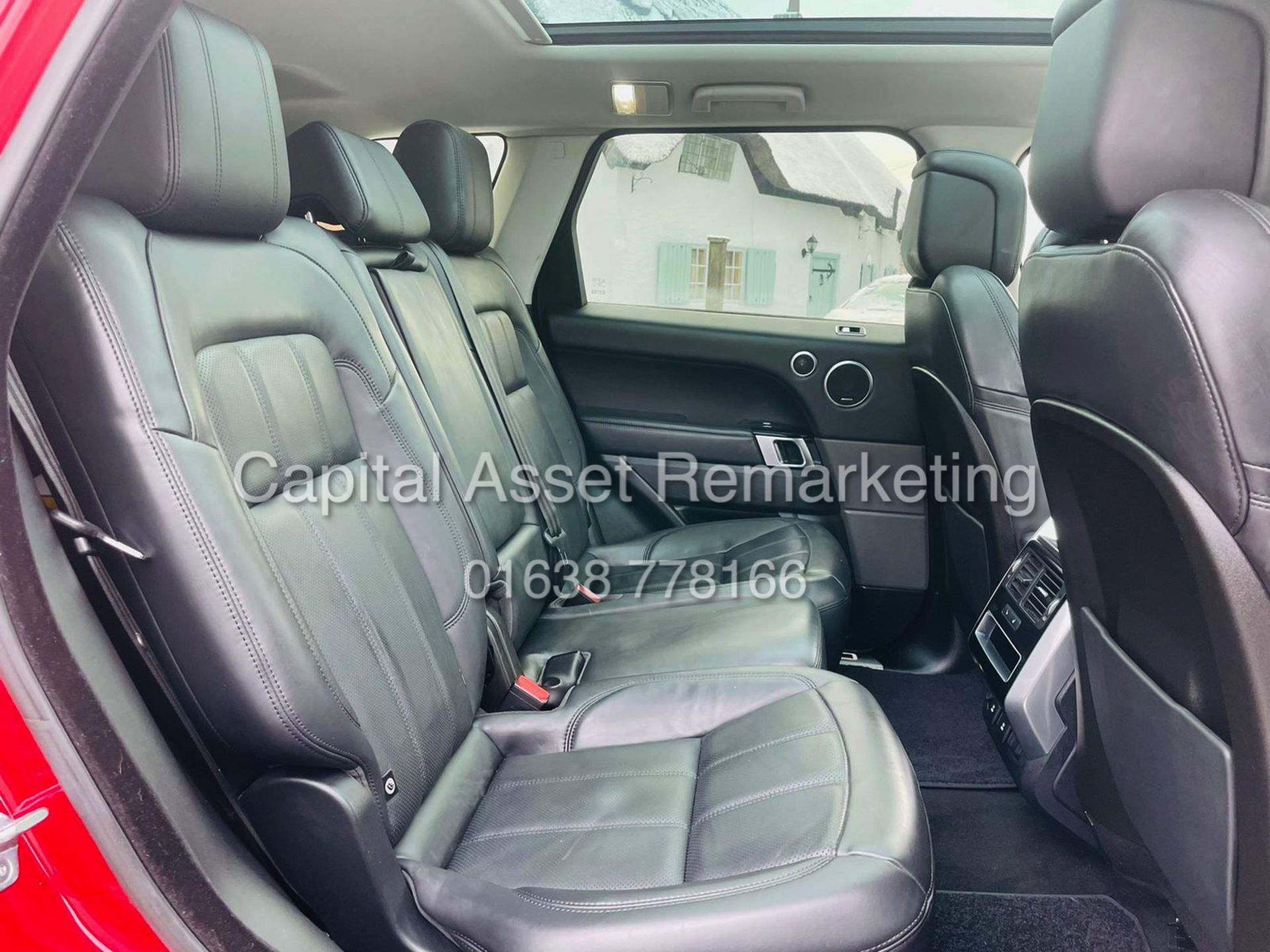 RANGE ROVER SPORT 3.0 SDV6 *HSE DYNAMIC*(2019 - EURO 6) 1 OWNER FSH - PAN ROOF - BLACK PACK- NO VAT! - Image 42 of 49