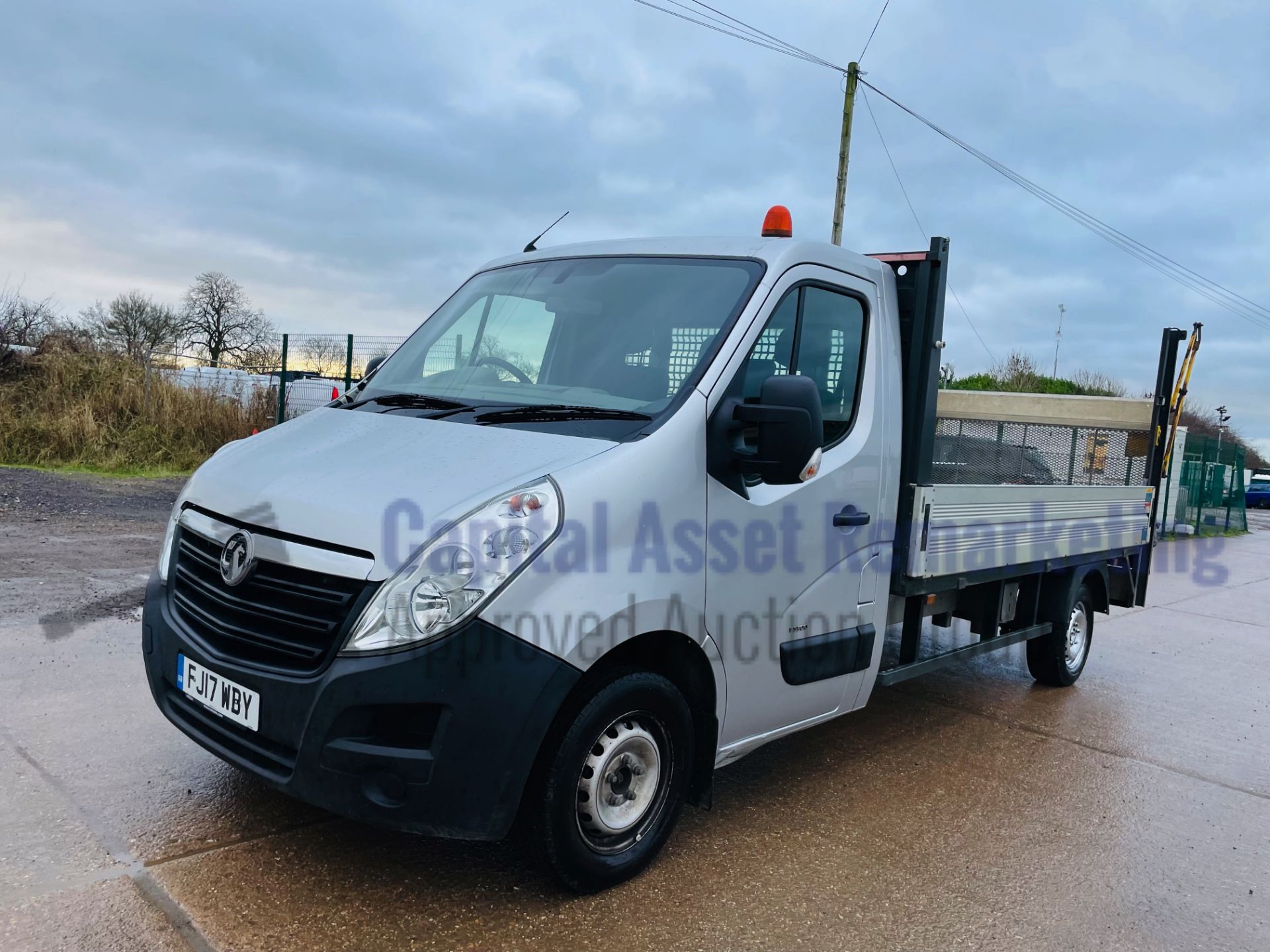 (On Sale) VAUXHALL MOVANO F3500 *LWB - DROPSIDE TRUCK* (2017 - EURO 6) ' 6 SPEED' *A/C* (TAIL-LIFT) - Image 2 of 40