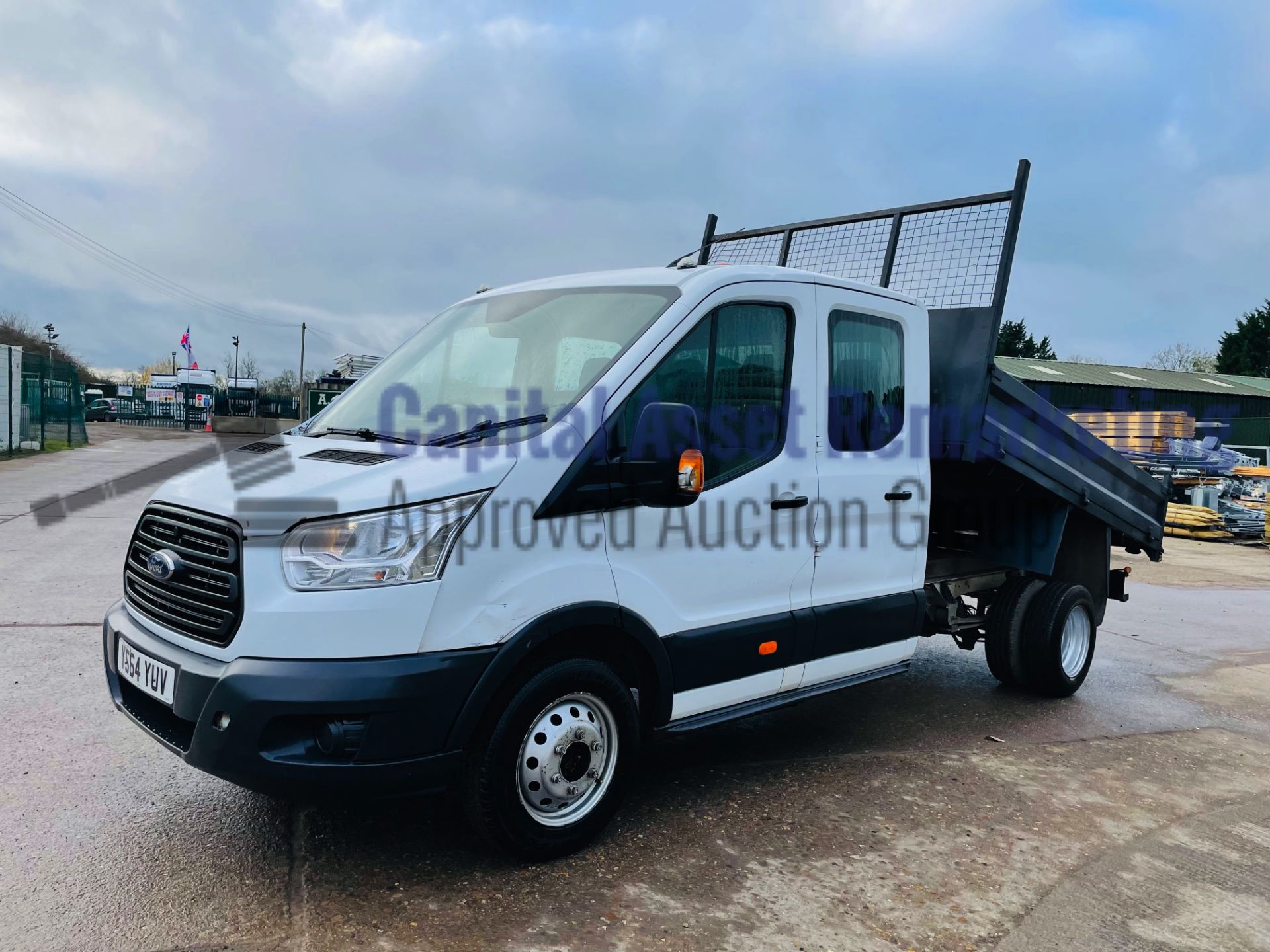 (On Sale) FORD TRANSIT *7 SEATER - DOUBLE CAB TIPPER* (2015) '2.2 TDCI -125 BHP - 6 SPEED' (3500 KG) - Image 6 of 45