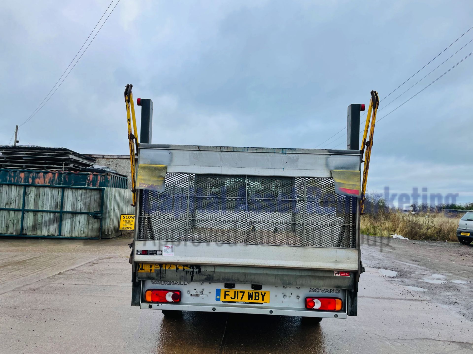 (On Sale) VAUXHALL MOVANO F3500 *LWB - DROPSIDE TRUCK* (2017 - EURO 6) ' 6 SPEED' *A/C* (TAIL-LIFT) - Image 7 of 40