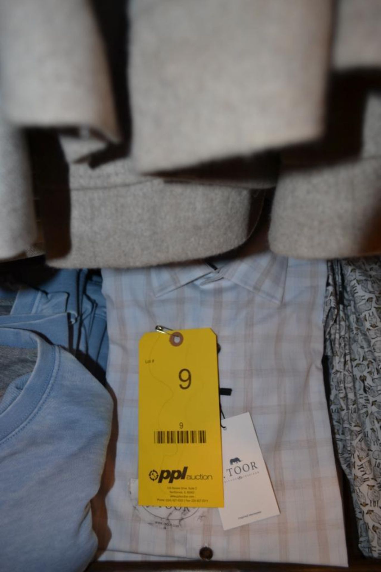 LOT: (4) Dyer Top Dye Beige Shirts, (1) S, (1) M, (1) L, (1) XL