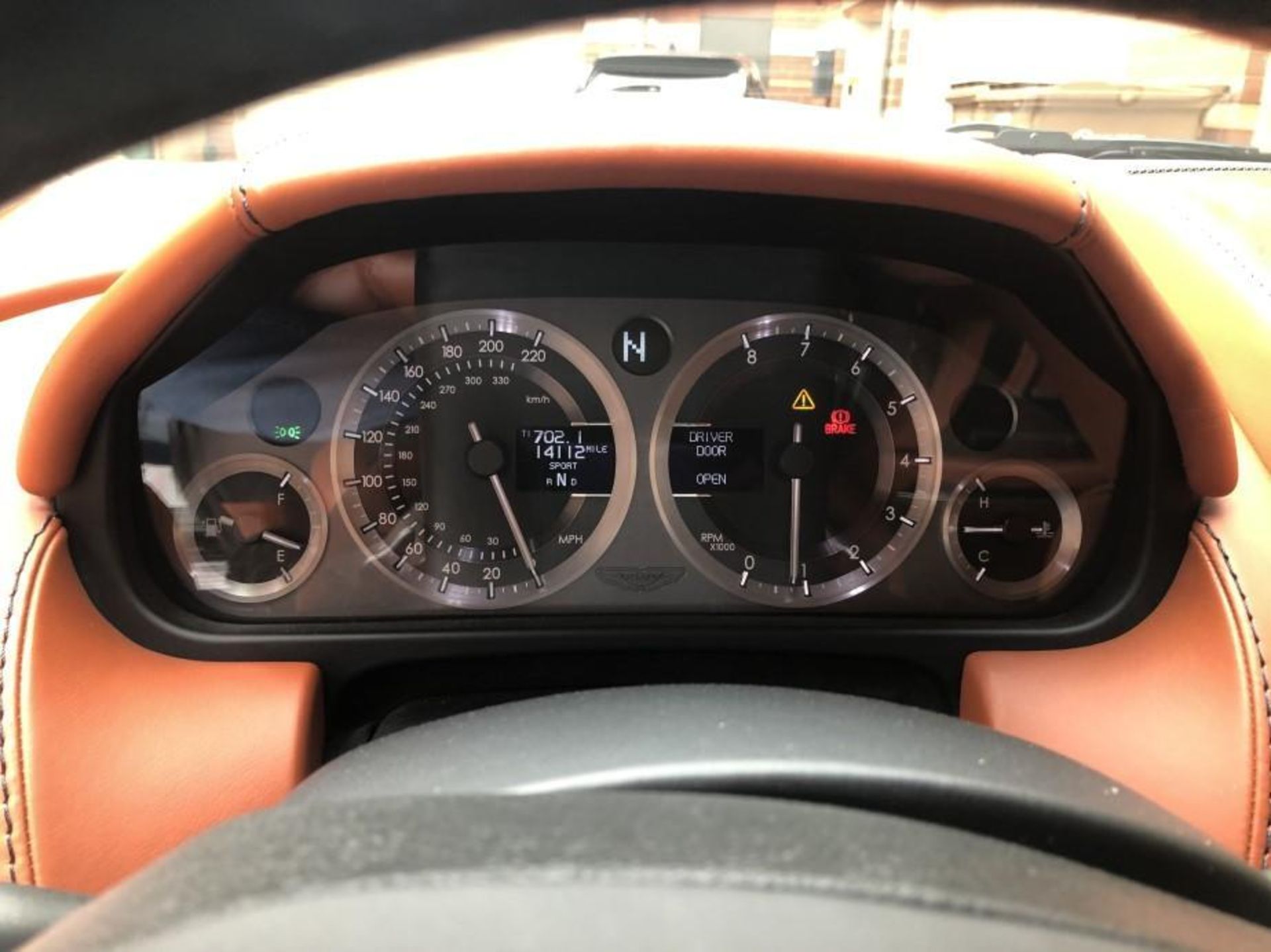 2008 Aston Martin Vantage Convertible, VIN SCFBF04B08GD08425, 4.3L V8, Auto, RWD, Keyless Entry, - Image 7 of 15