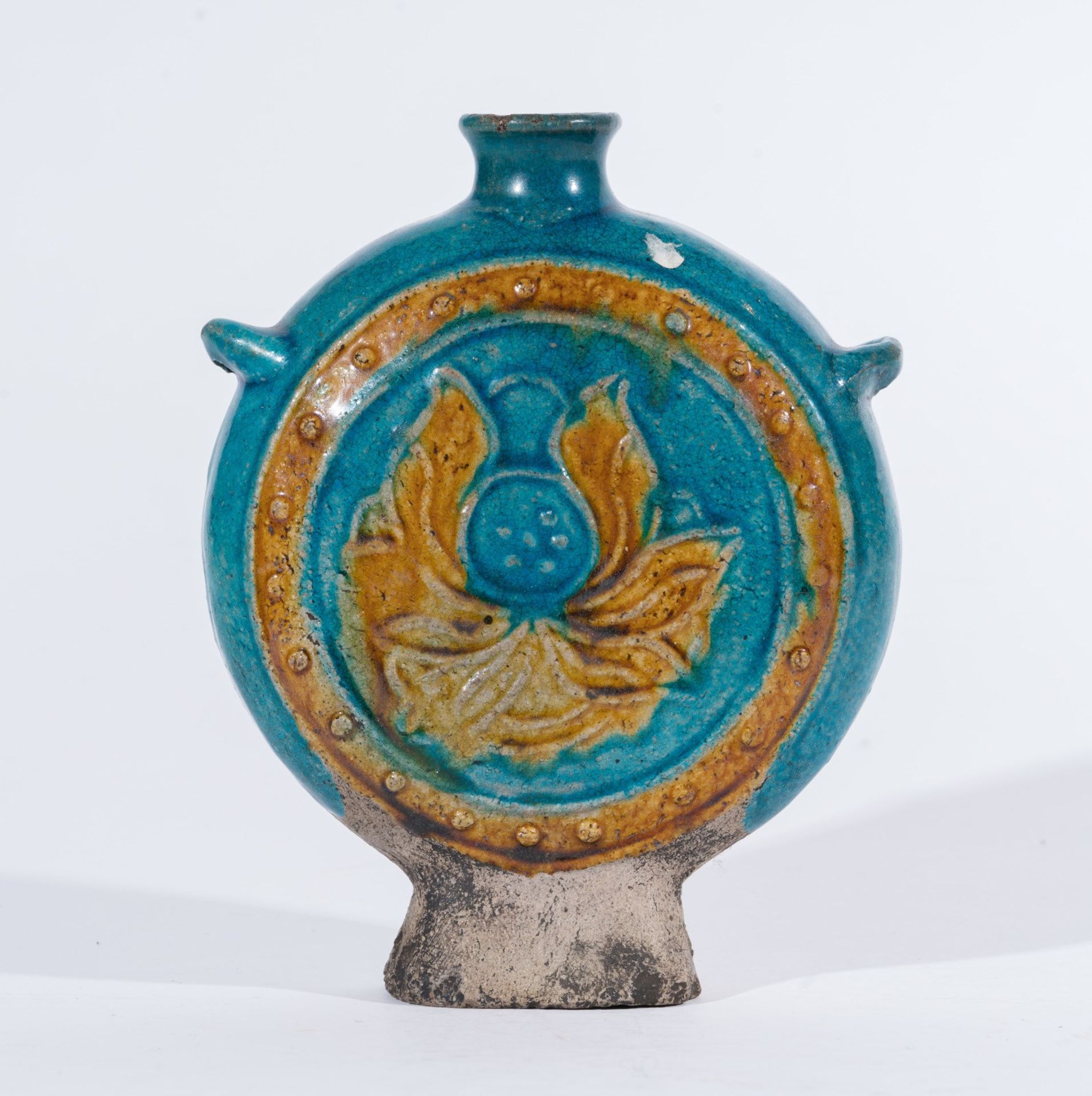 Arte Cinese A pottery fanhua flask China, Ming dynasty.