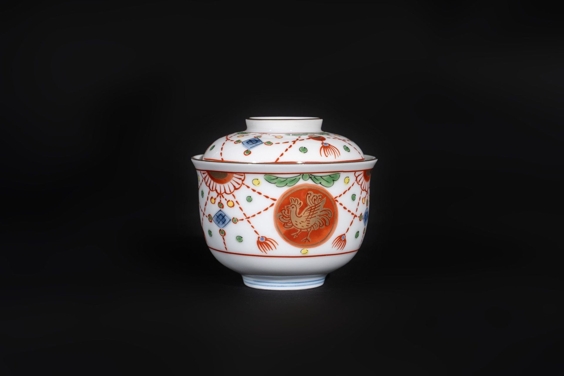 ARTE GIAPPONESE An Imari porcelain tea cup and cover Japan, 19th century .