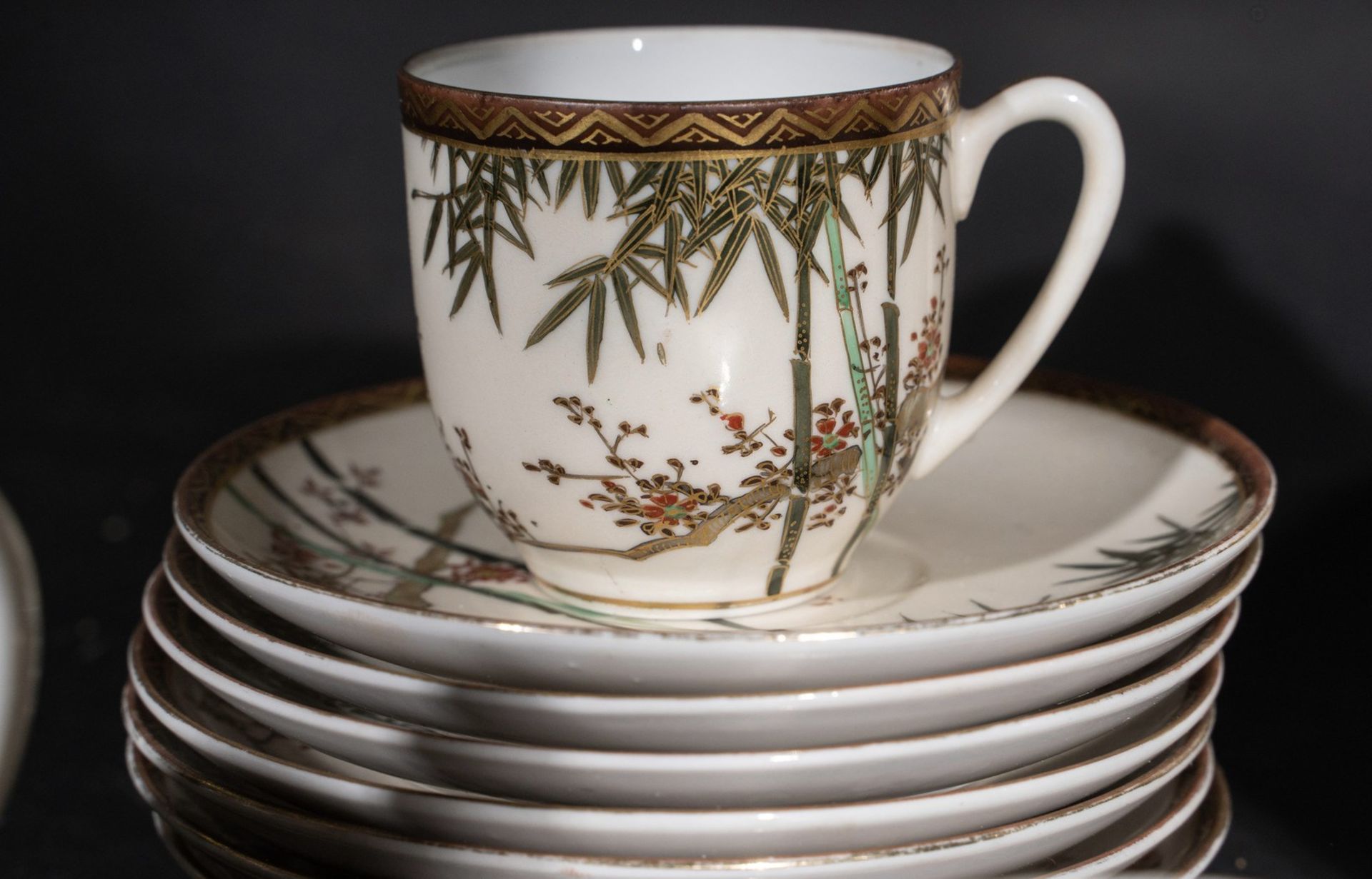 ARTE GIAPPONESE An eight cover white porcelain coffee serviceJapan, 19th century . - Bild 5 aus 6