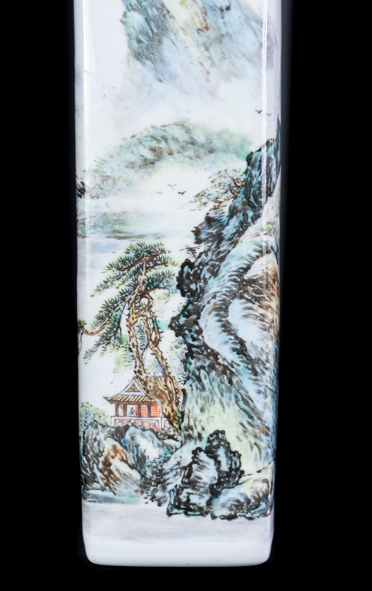 Arte Cinese Two porcelain vases painted with landscapeChina, 20th century . - Image 5 of 6