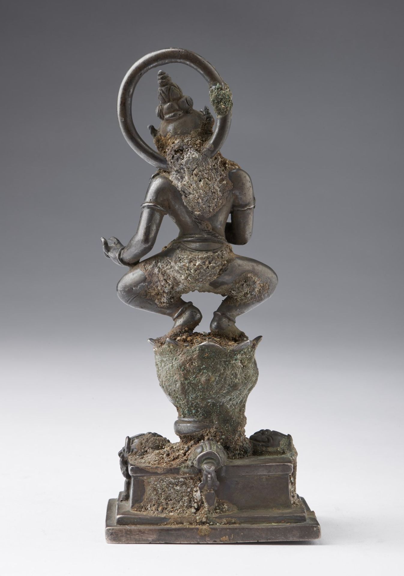 Arte Sud-Est Asiatico A silver Balakrishna figure Indonesia, 10th century . - Image 2 of 5