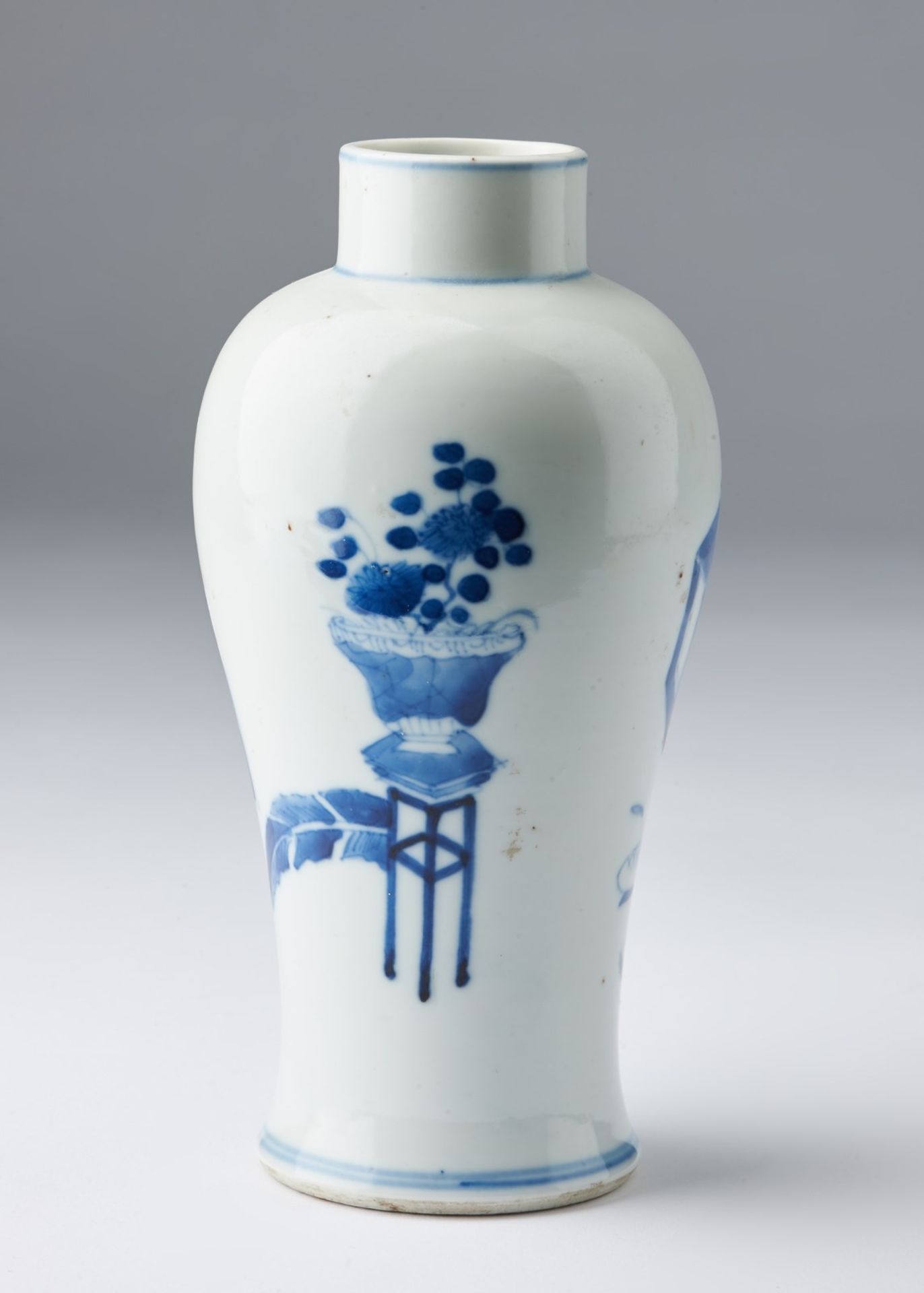 Arte Cinese A blue and white porcelain vase painted with children at leisure and bearing a four cha - Image 3 of 4