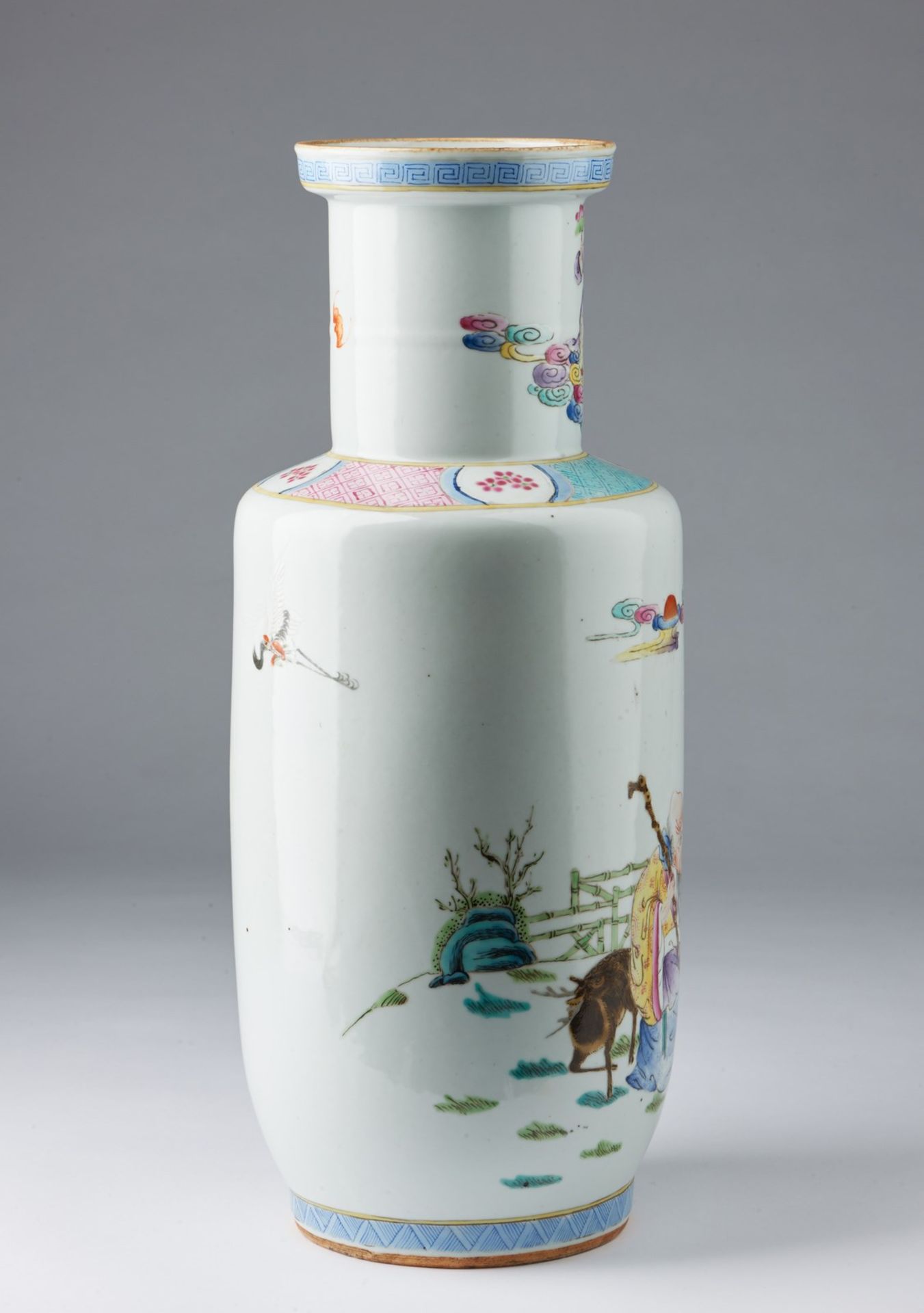 Arte Cinese A rouleau famille rose porcelain vase painted with Shulao and auspicious symbols China, - Bild 3 aus 4