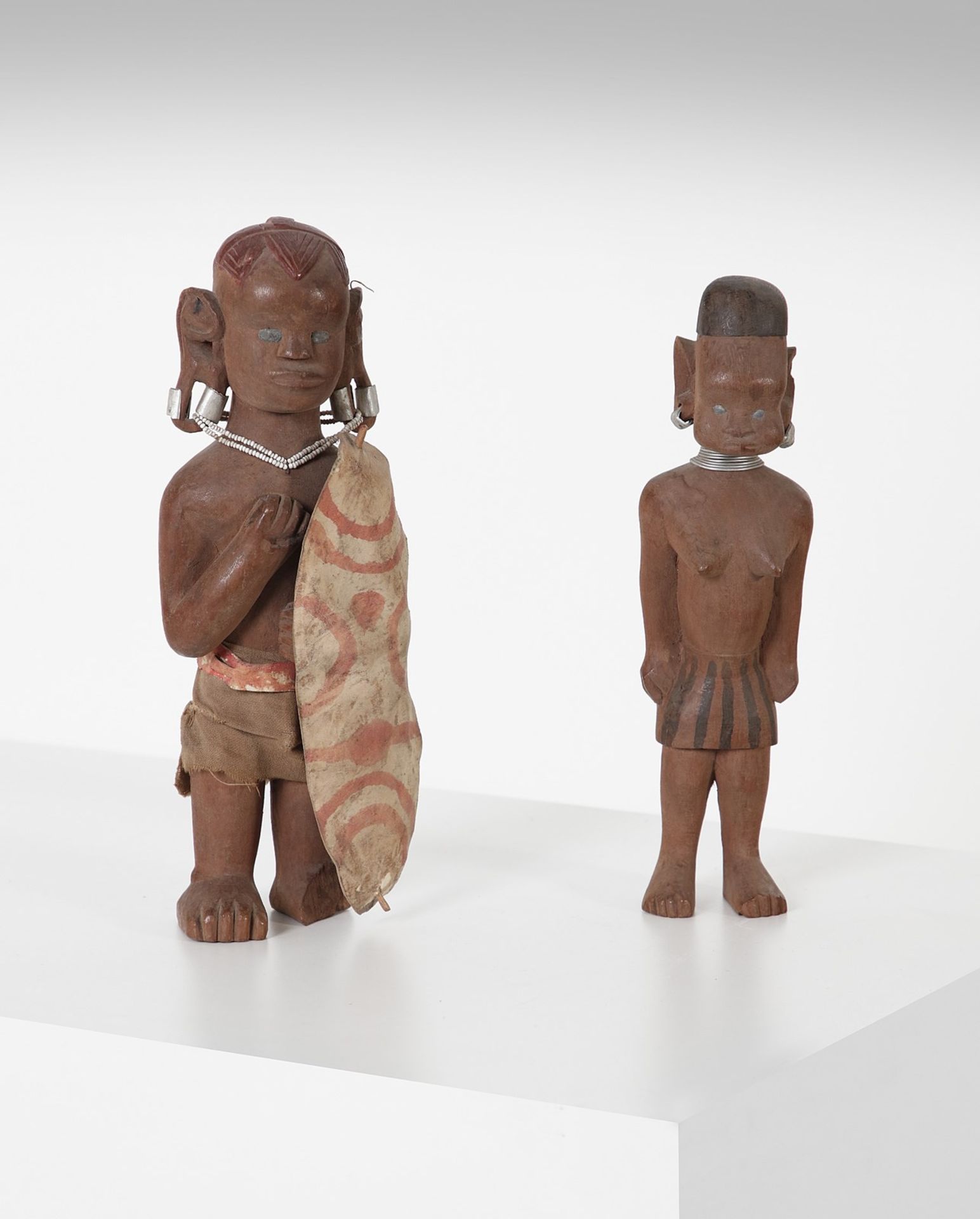 Arte africana Two wooden figurinesDemocratic Rep. Congo (?).