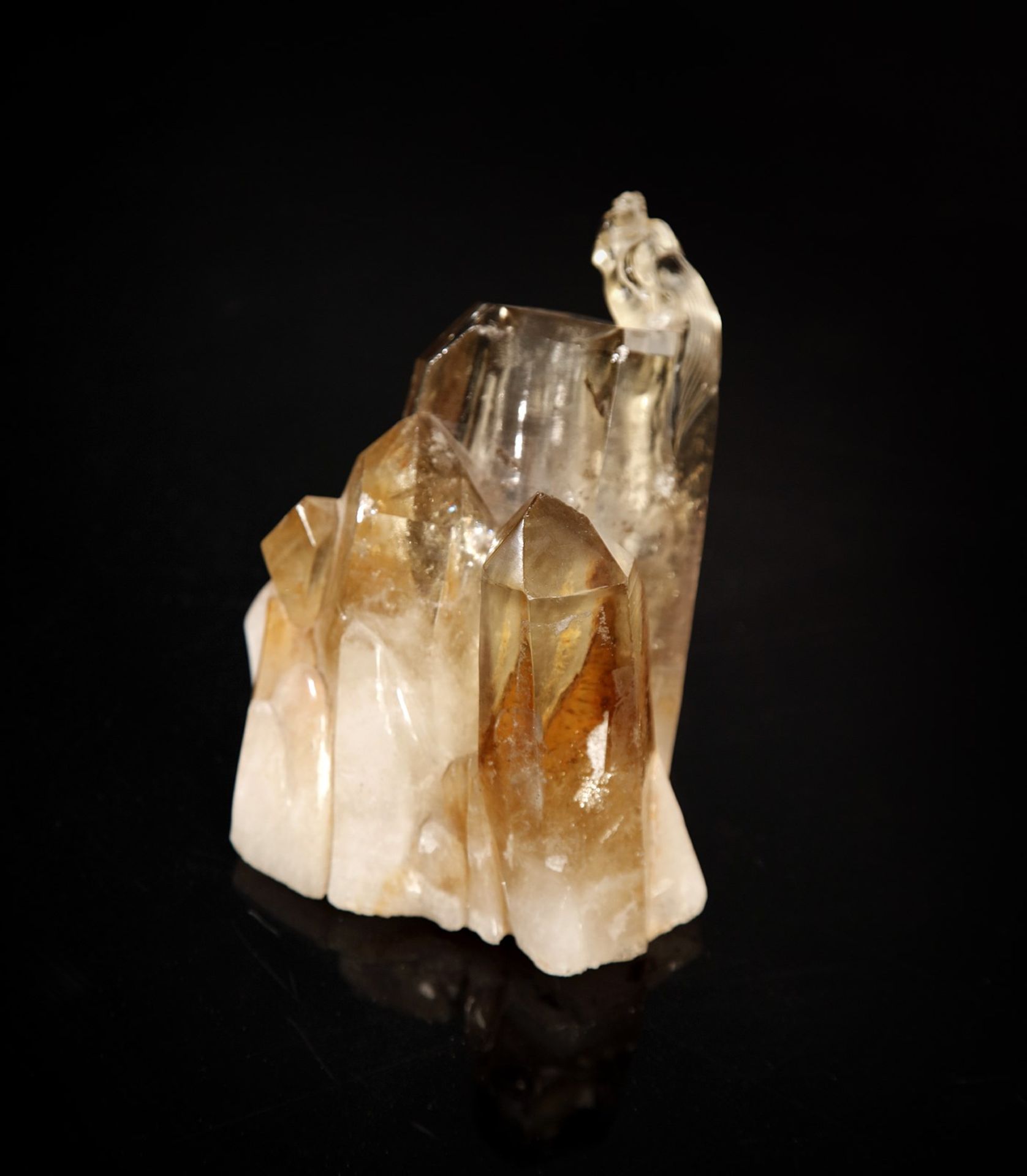 Naturalia A group of quartz crystals Brazil (?) .