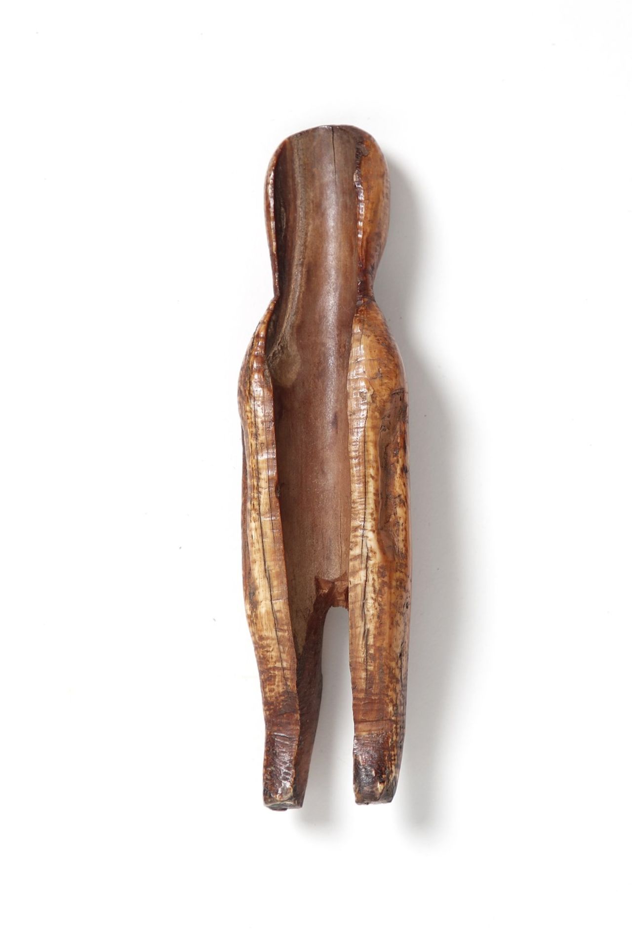 Arte africana An ivory female figure, LegaRep. Dem.Congo. - Image 2 of 3