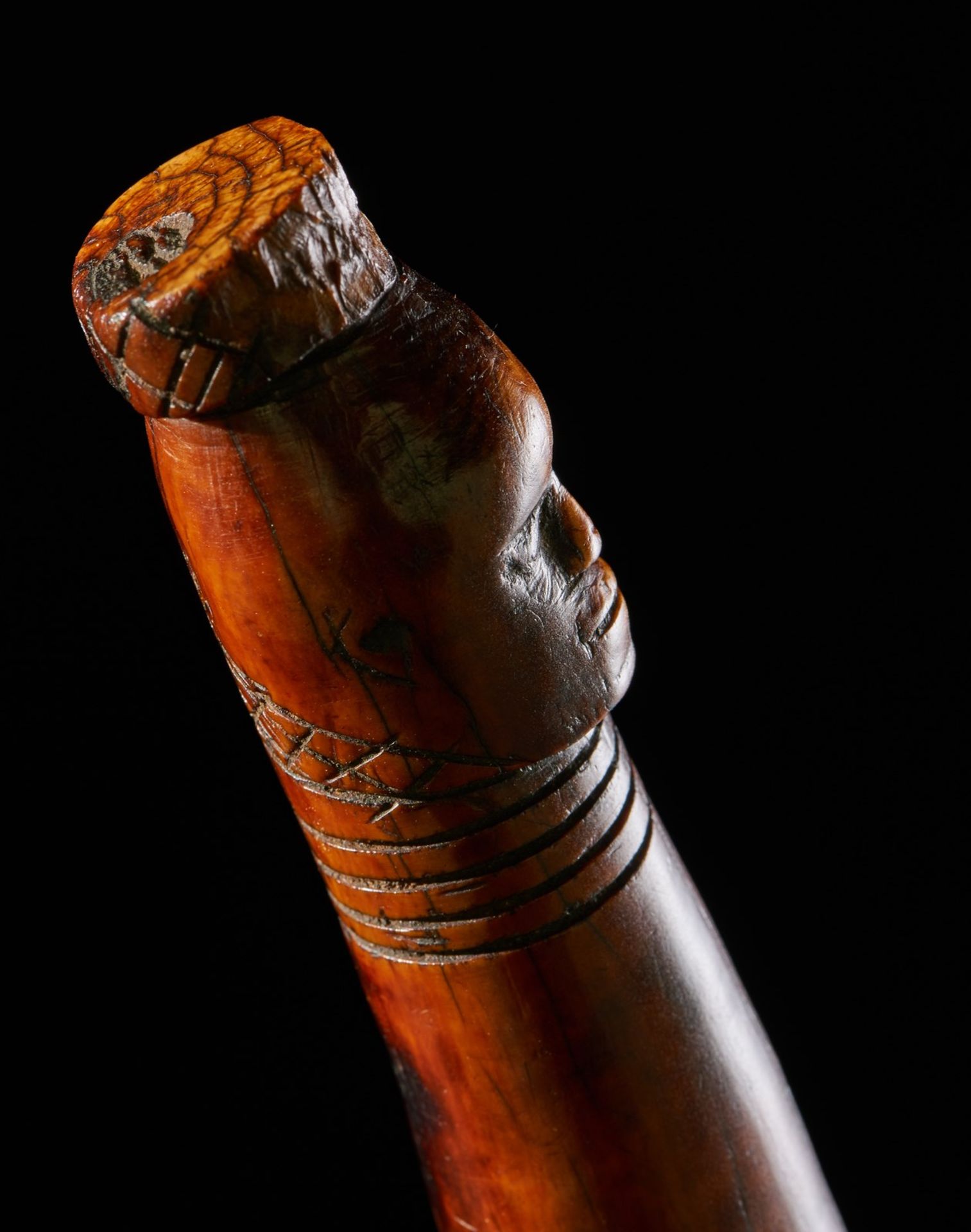 Arte africana A fine oliphant (trumpet), IboRep. Dem.Congo. - Image 5 of 5