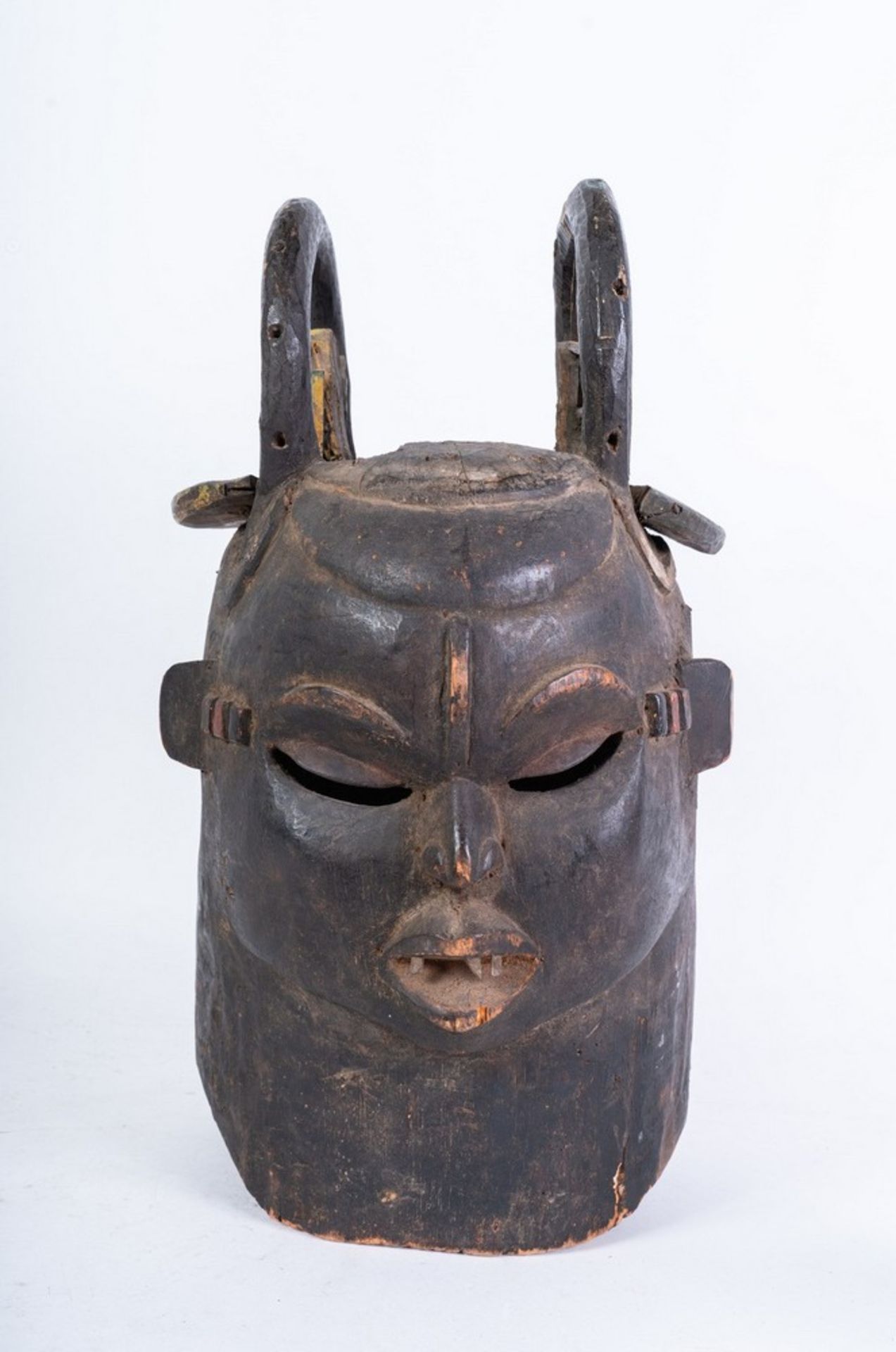 Arte africana Two-faced helmet mask, IgboNigeria.