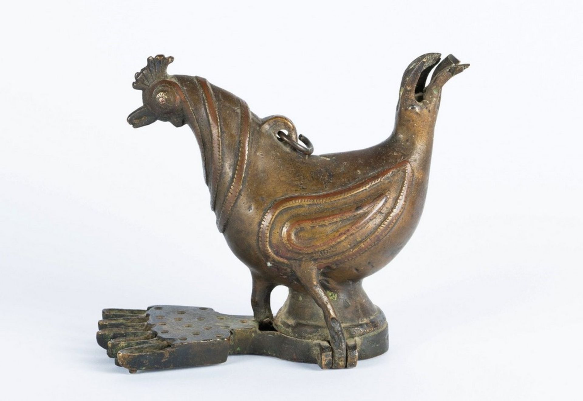 Arte Indiana Part of a devotional bronze lamp in the shape of a roosterSouthern India, 19th century