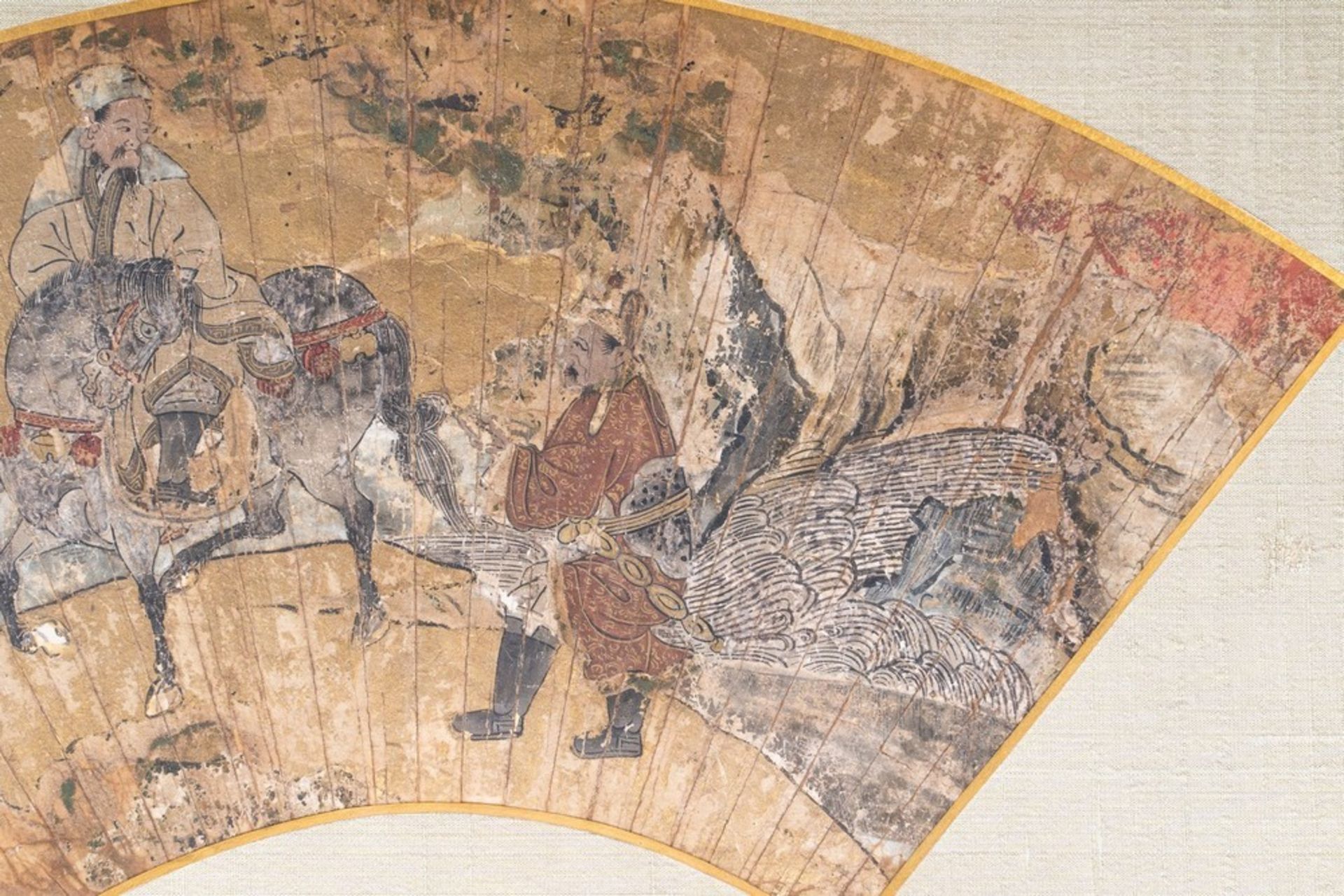 ARTE GIAPPONESE A paper folding fan decorated with characters riding Japan or Korea, 18th-19th cent - Image 2 of 3