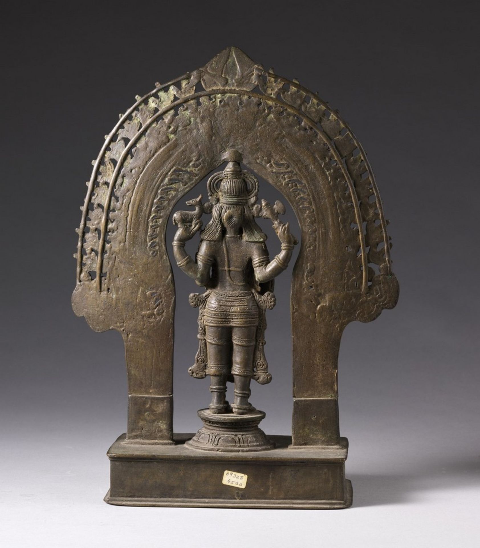 Arte Indiana A bronze Vishnu altar India, Kerala, late 18th century . - Bild 3 aus 3