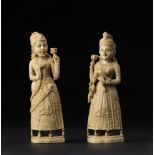 Arte Indiana A couple of Mughal style ivory figure of emperor and his wife India, early 20th centur